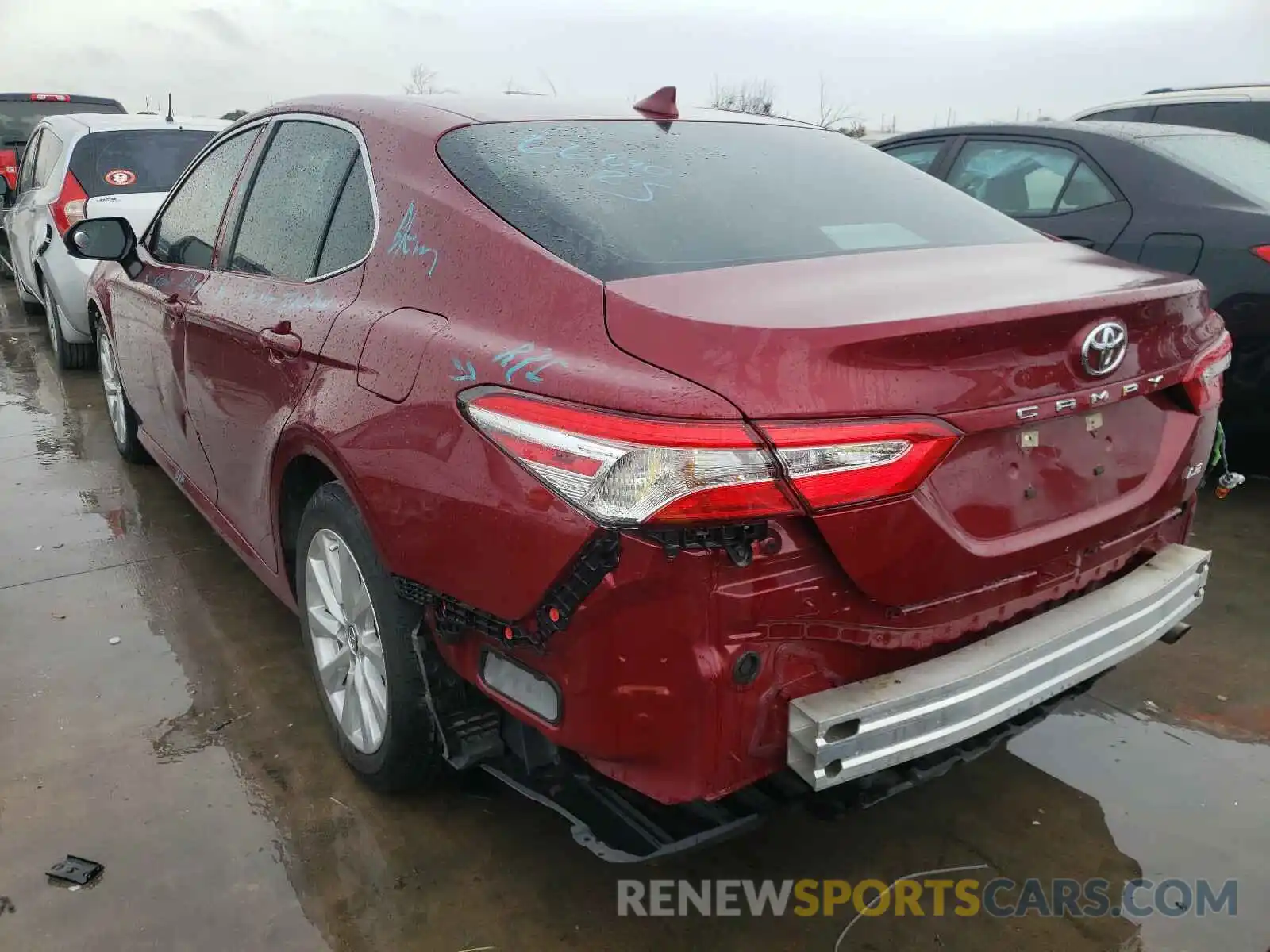 3 Photograph of a damaged car 4T1B11HK0KU776475 TOYOTA CAMRY 2019