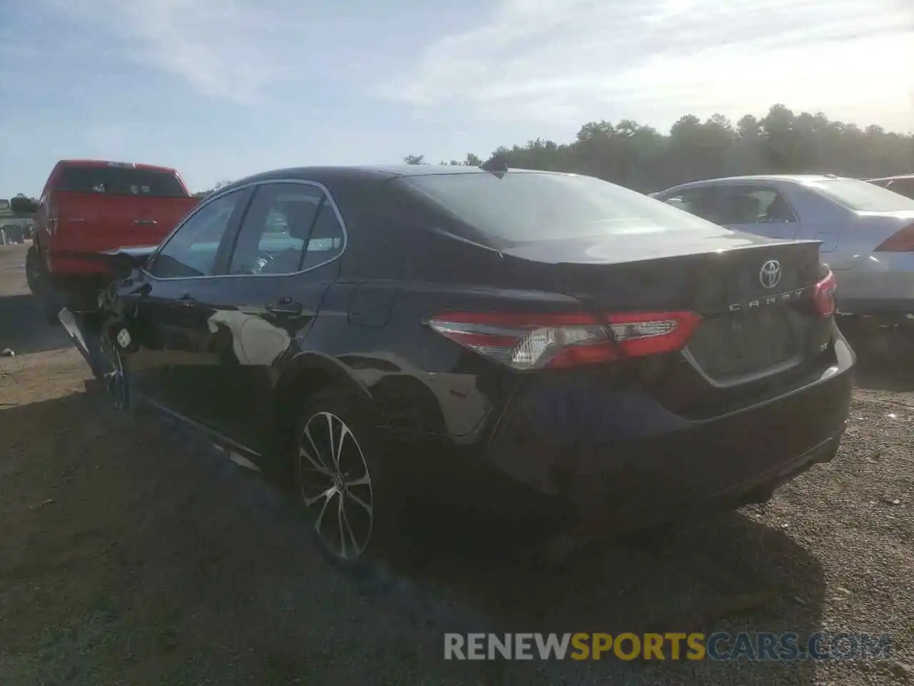 3 Photograph of a damaged car 4T1B11HK0KU778761 TOYOTA CAMRY 2019