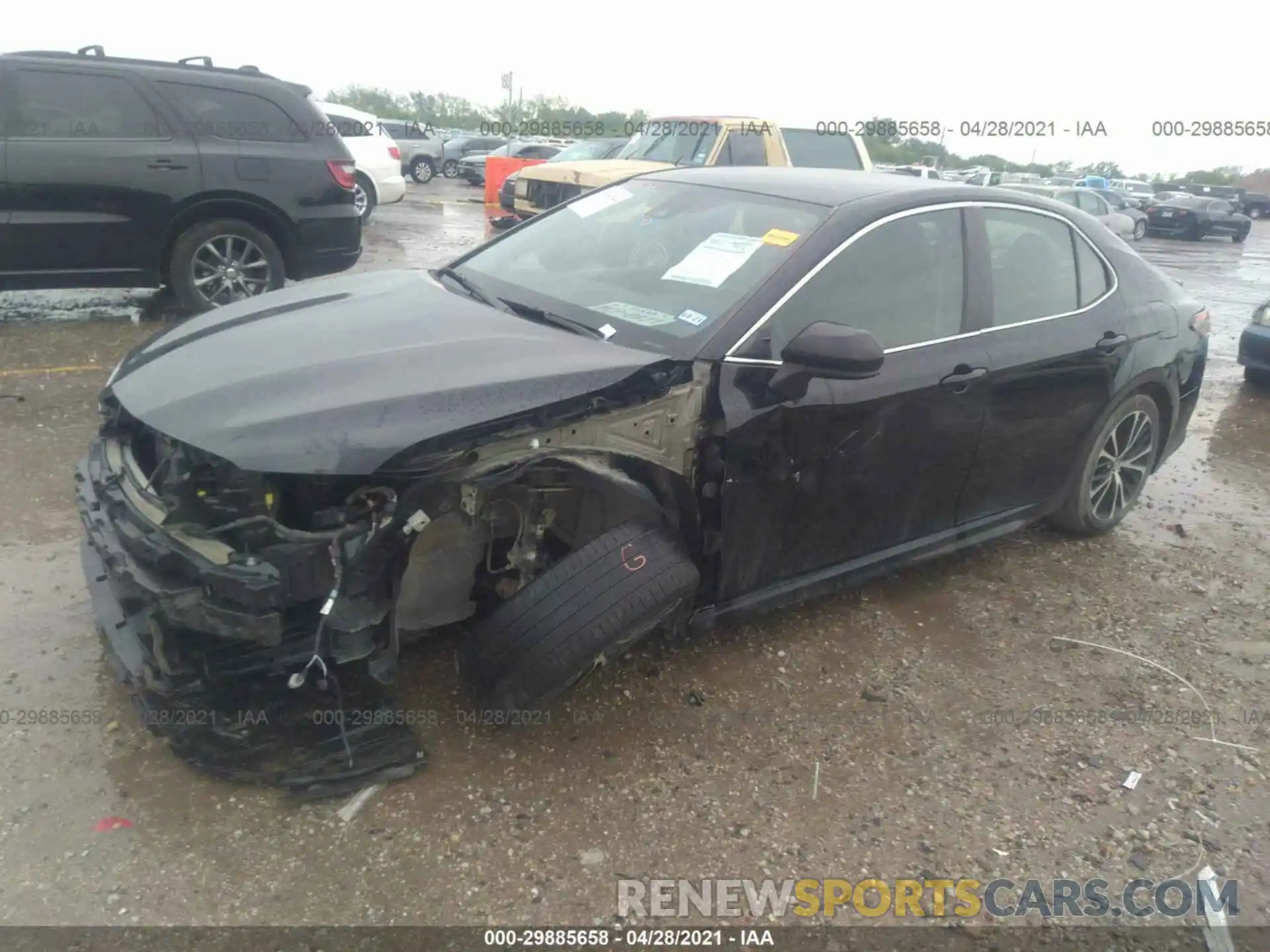 2 Photograph of a damaged car 4T1B11HK0KU779005 TOYOTA CAMRY 2019