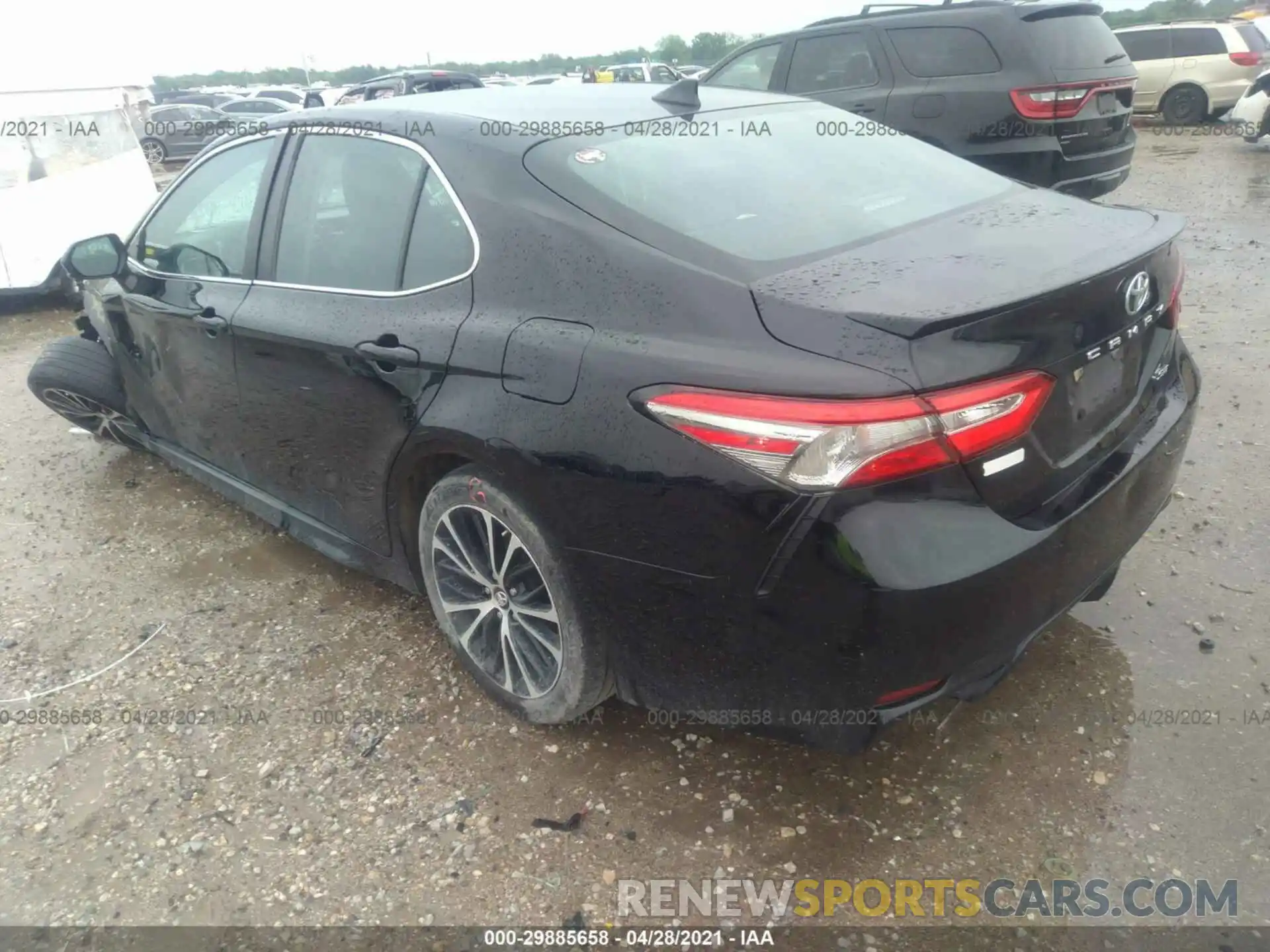 3 Photograph of a damaged car 4T1B11HK0KU779005 TOYOTA CAMRY 2019