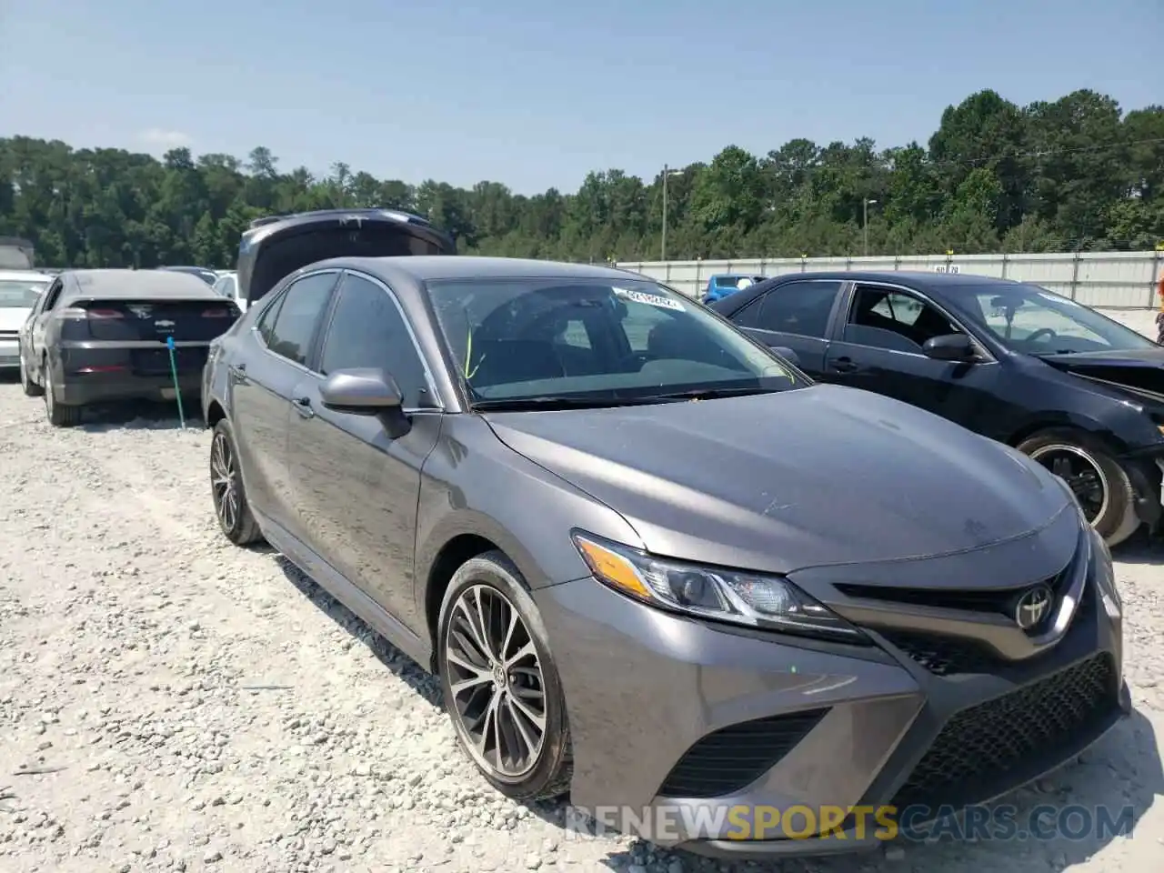 1 Photograph of a damaged car 4T1B11HK0KU779411 TOYOTA CAMRY 2019