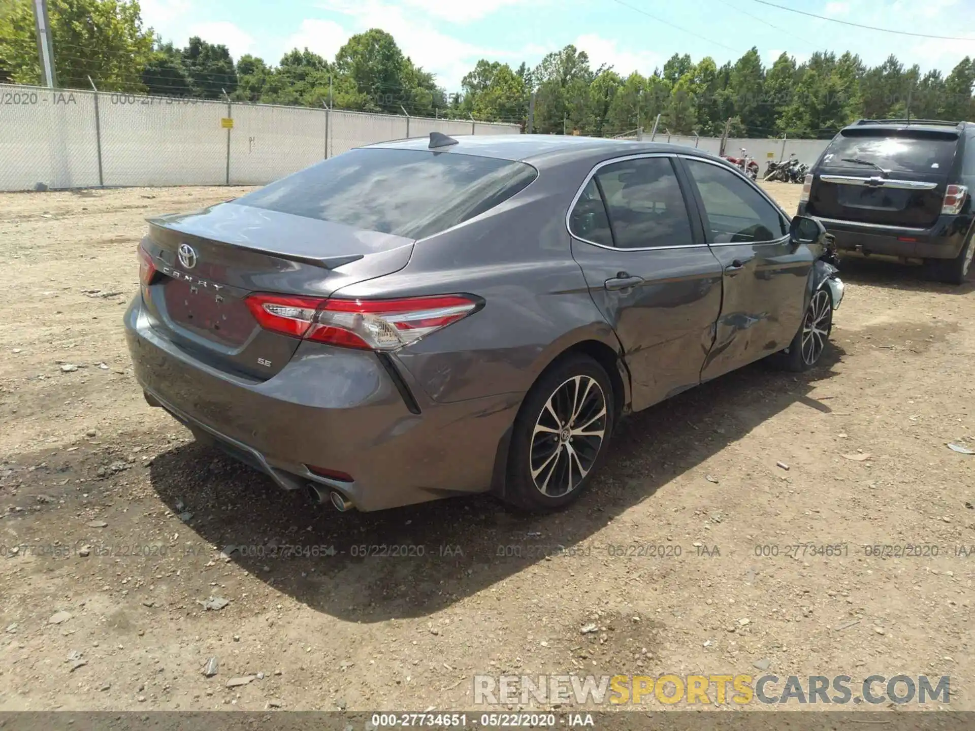 4 Photograph of a damaged car 4T1B11HK0KU779490 TOYOTA CAMRY 2019