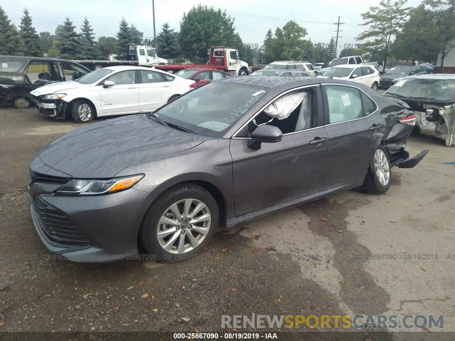 2 Photograph of a damaged car 4T1B11HK0KU780297 TOYOTA CAMRY 2019