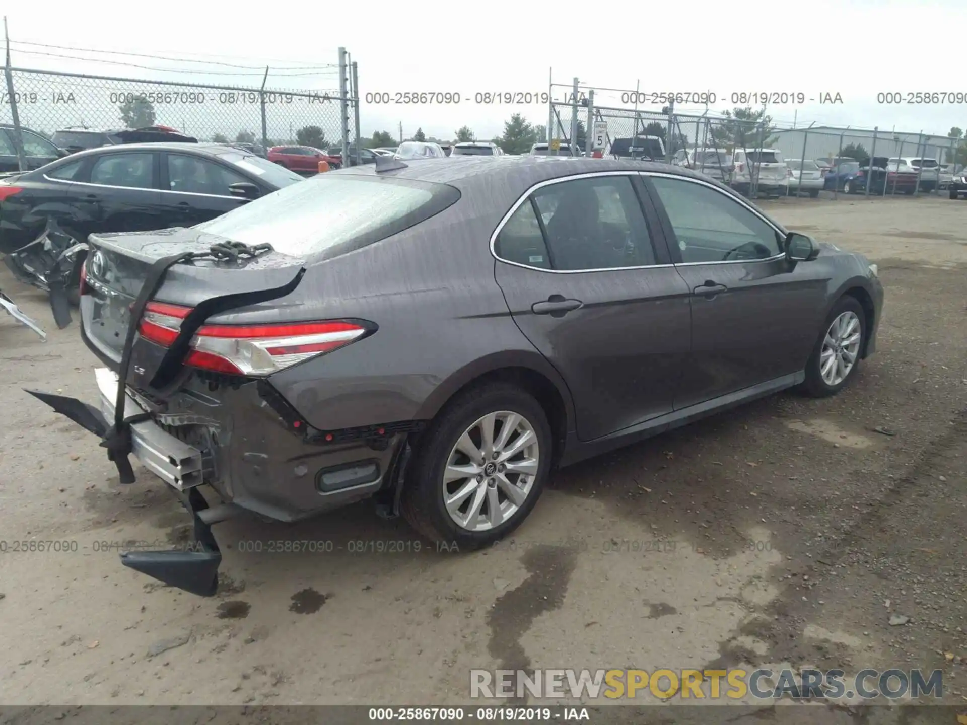 4 Photograph of a damaged car 4T1B11HK0KU780297 TOYOTA CAMRY 2019