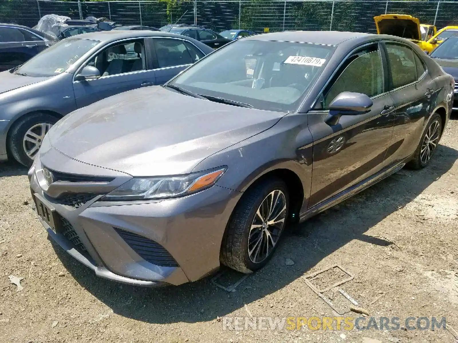 2 Photograph of a damaged car 4T1B11HK0KU780655 TOYOTA CAMRY 2019