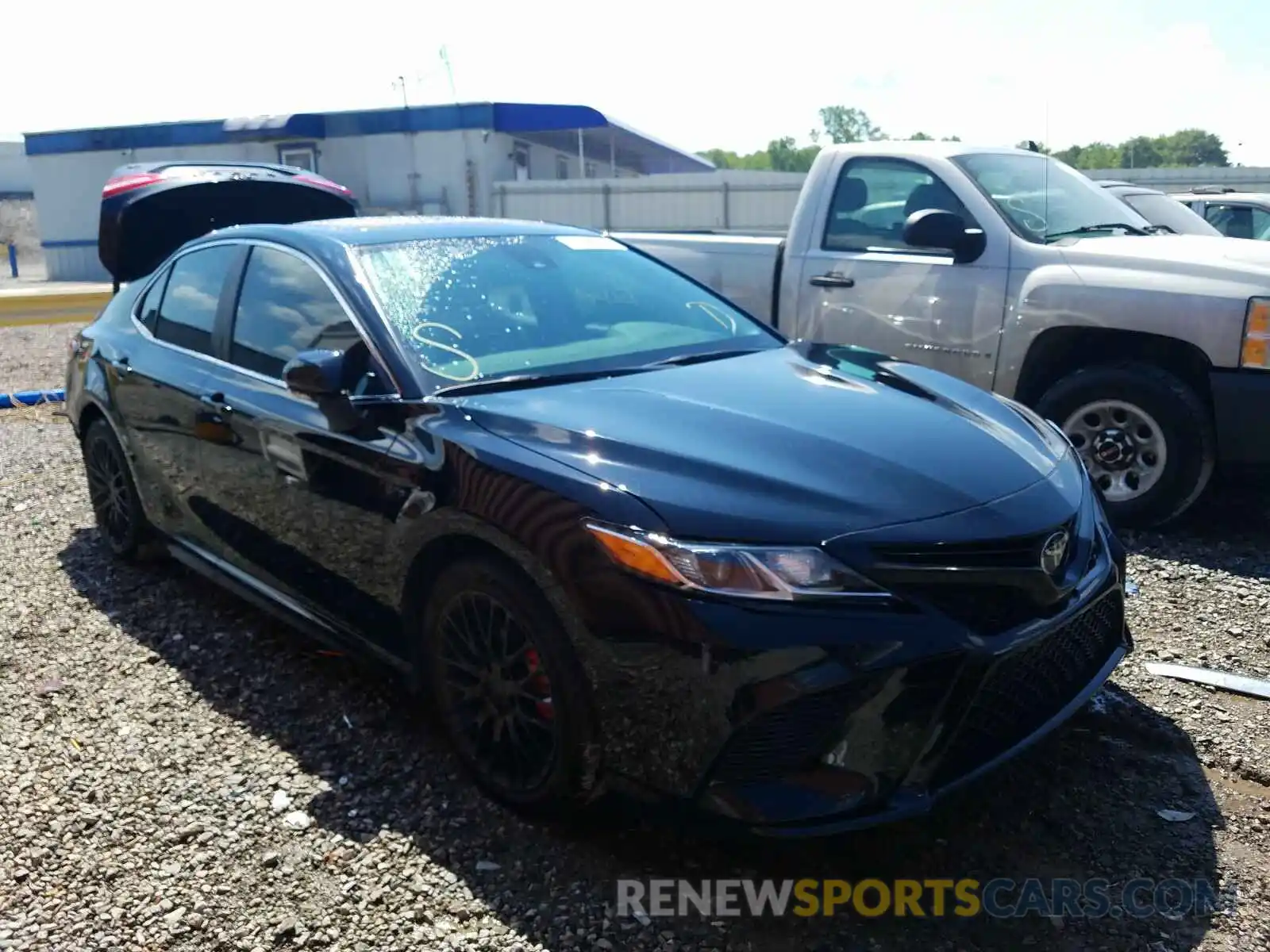 1 Photograph of a damaged car 4T1B11HK0KU782373 TOYOTA CAMRY 2019