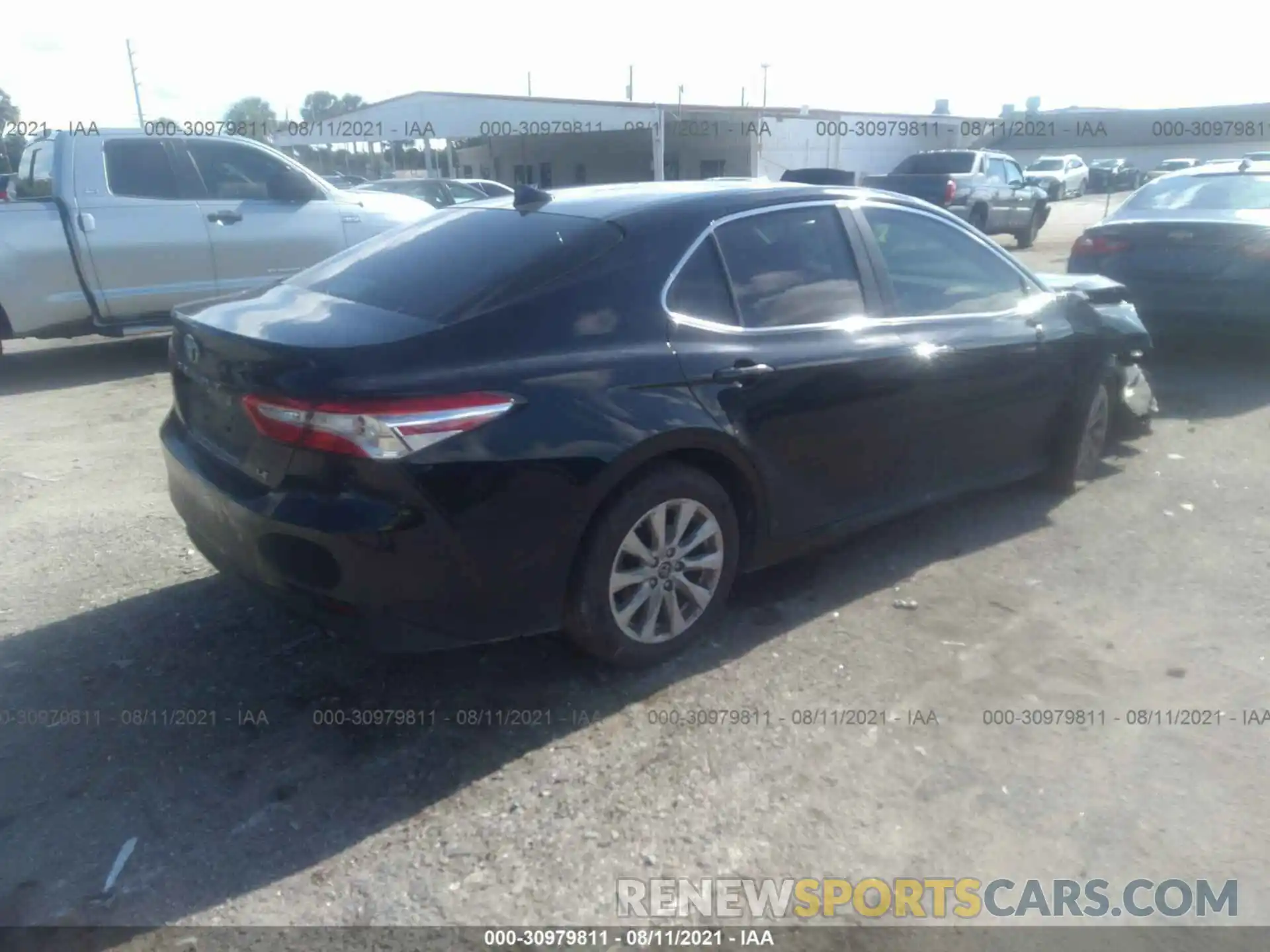 4 Photograph of a damaged car 4T1B11HK0KU783197 TOYOTA CAMRY 2019