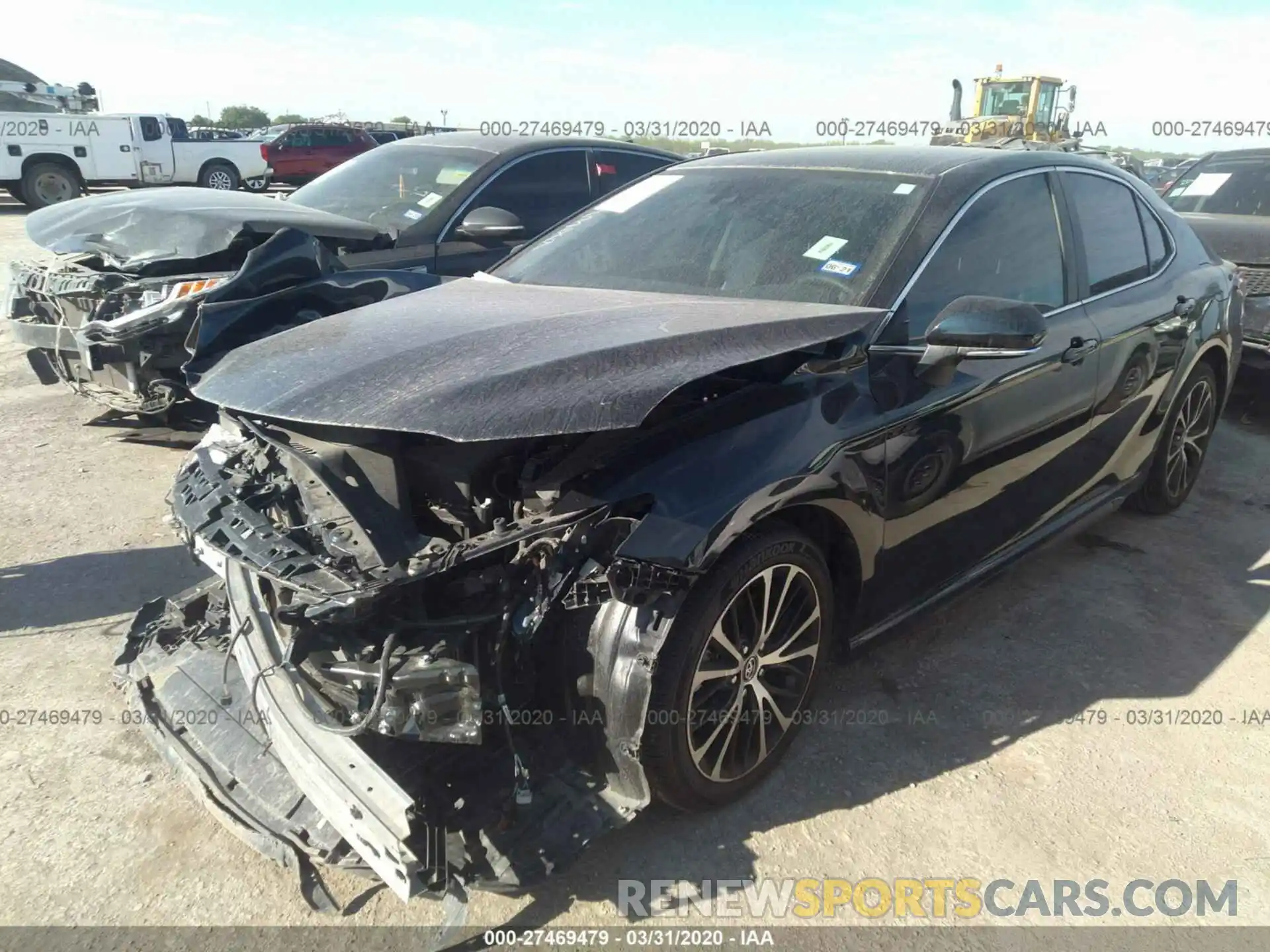 2 Photograph of a damaged car 4T1B11HK0KU786360 TOYOTA CAMRY 2019