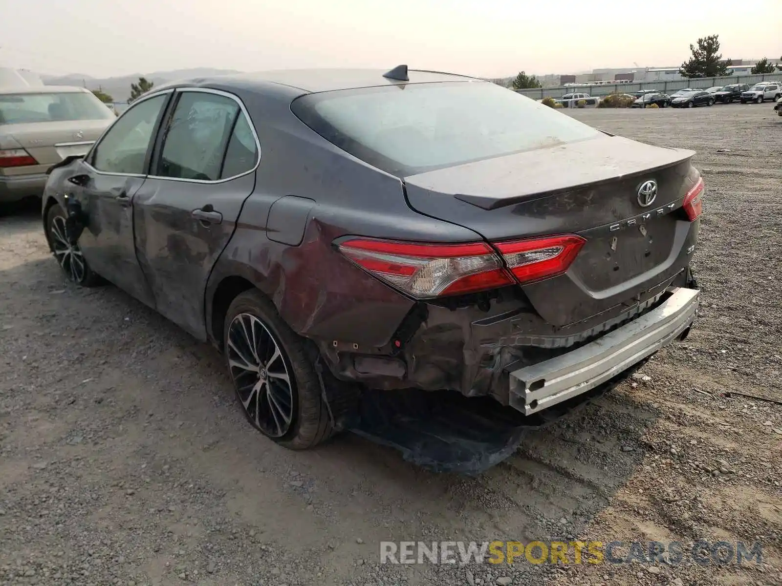 3 Photograph of a damaged car 4T1B11HK0KU786374 TOYOTA CAMRY 2019