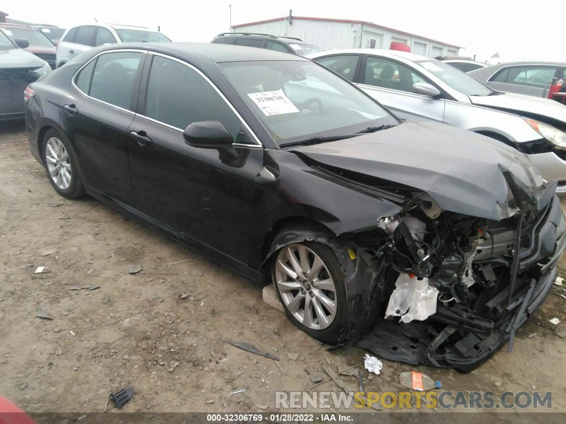 1 Photograph of a damaged car 4T1B11HK0KU786410 TOYOTA CAMRY 2019