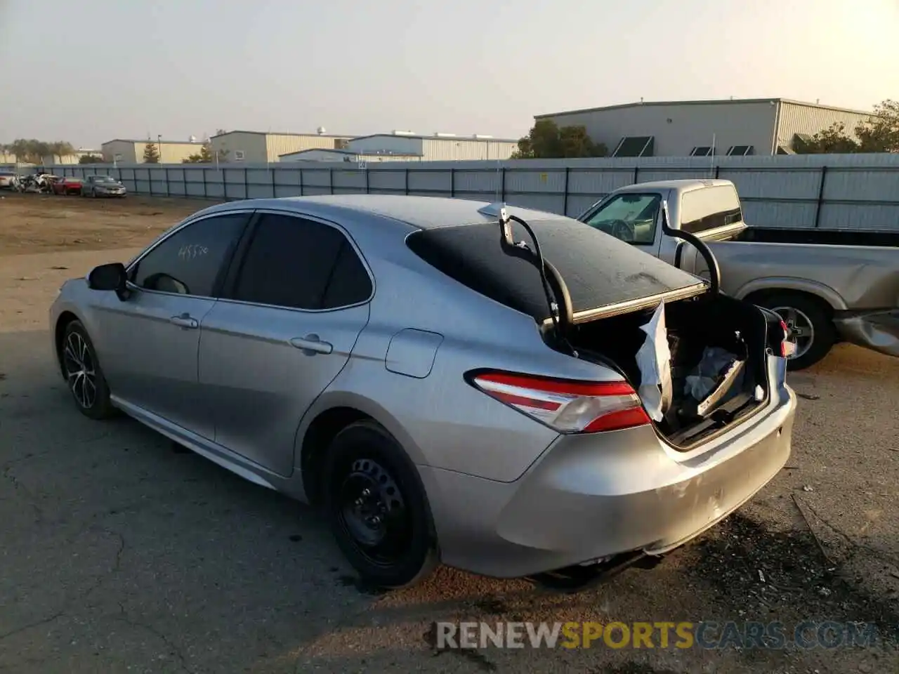 3 Photograph of a damaged car 4T1B11HK0KU787153 TOYOTA CAMRY 2019