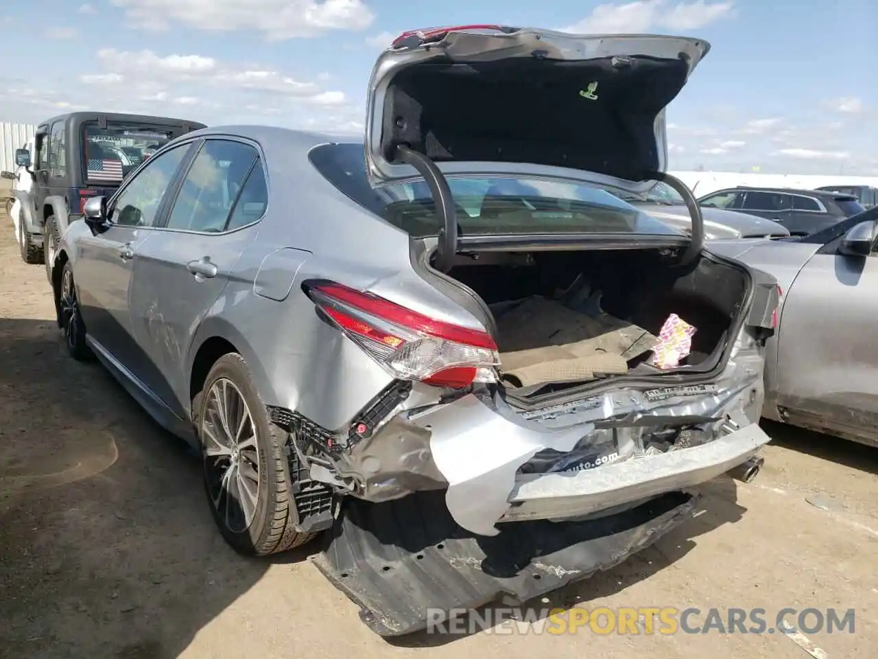 3 Photograph of a damaged car 4T1B11HK0KU787881 TOYOTA CAMRY 2019