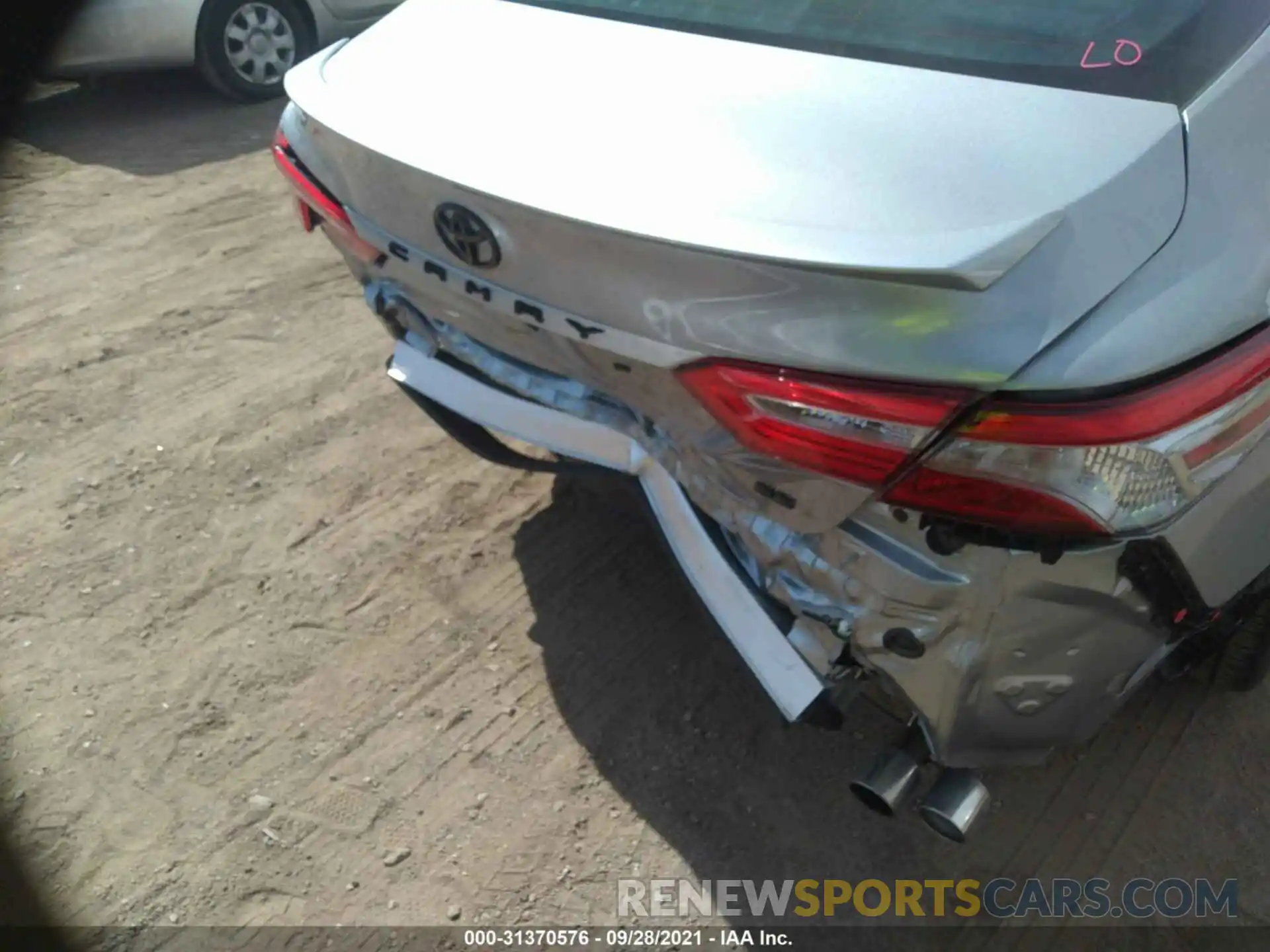 6 Photograph of a damaged car 4T1B11HK0KU788142 TOYOTA CAMRY 2019