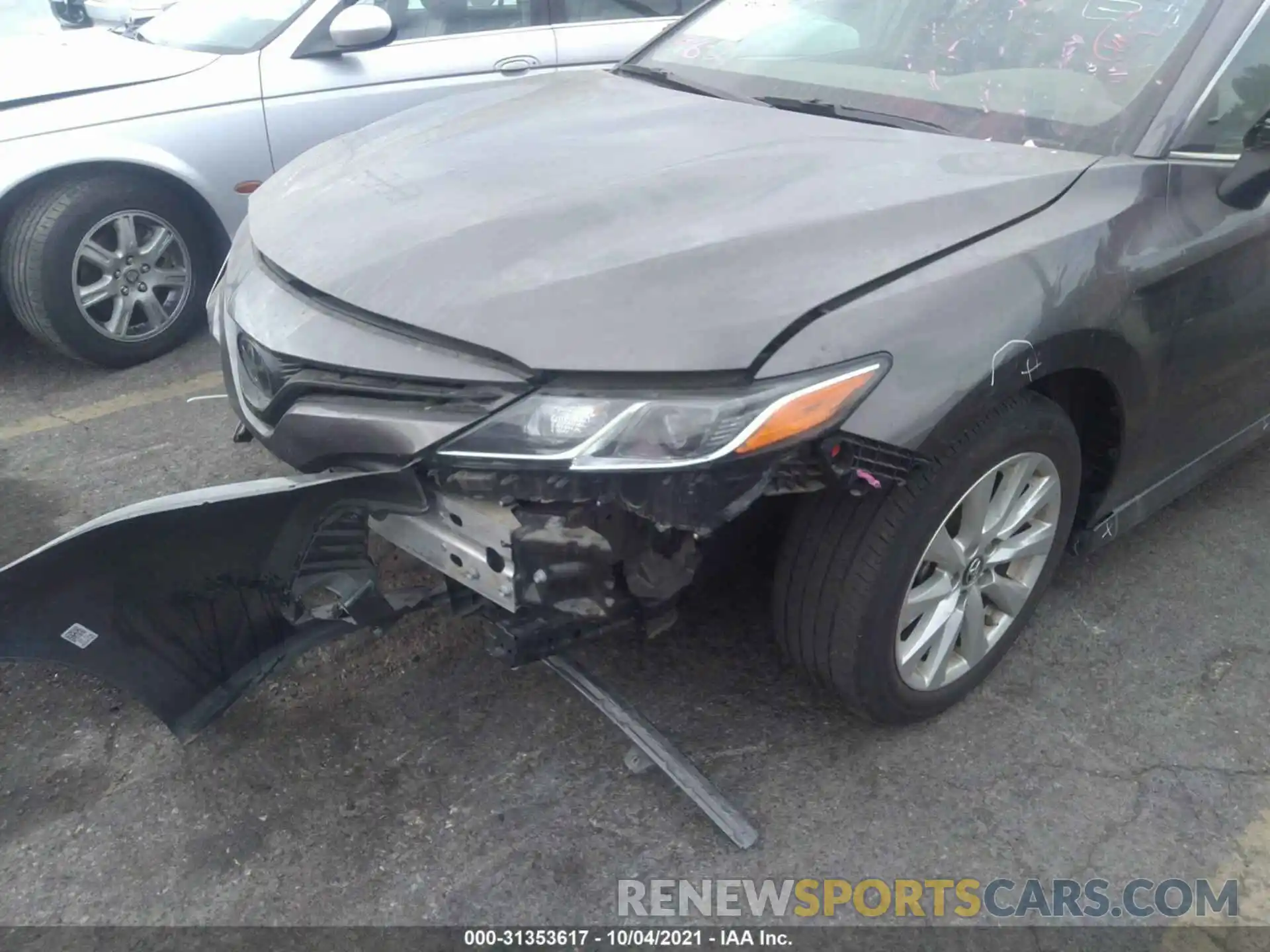 6 Photograph of a damaged car 4T1B11HK0KU788559 TOYOTA CAMRY 2019