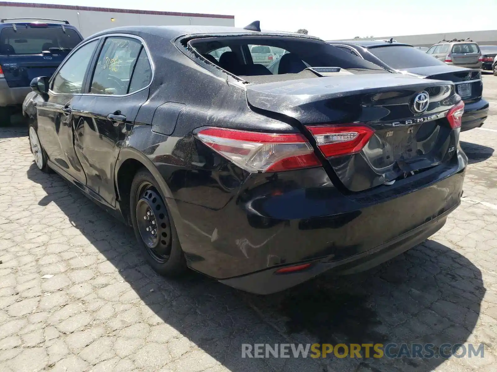 3 Photograph of a damaged car 4T1B11HK0KU788853 TOYOTA CAMRY 2019