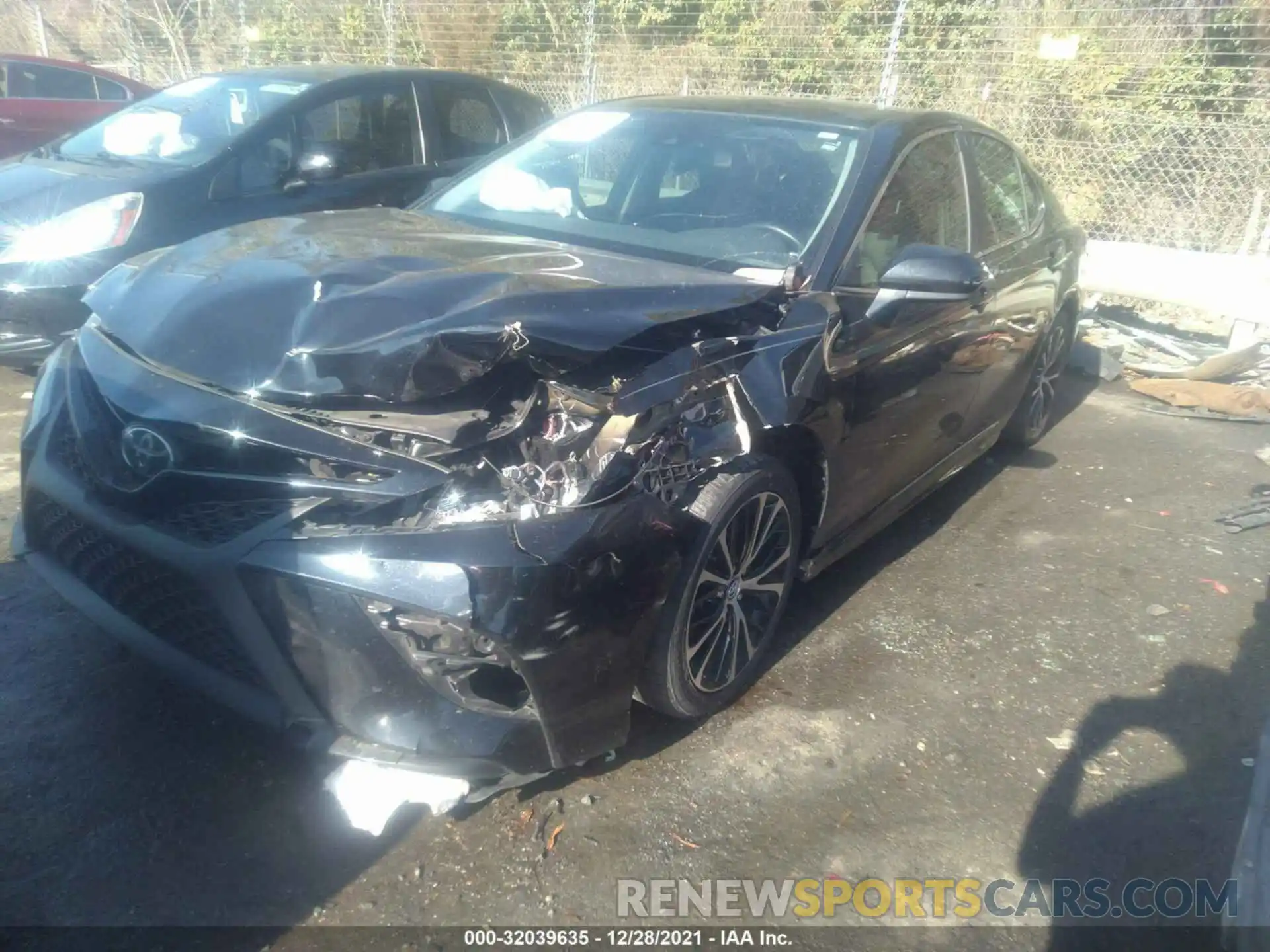 2 Photograph of a damaged car 4T1B11HK0KU788934 TOYOTA CAMRY 2019