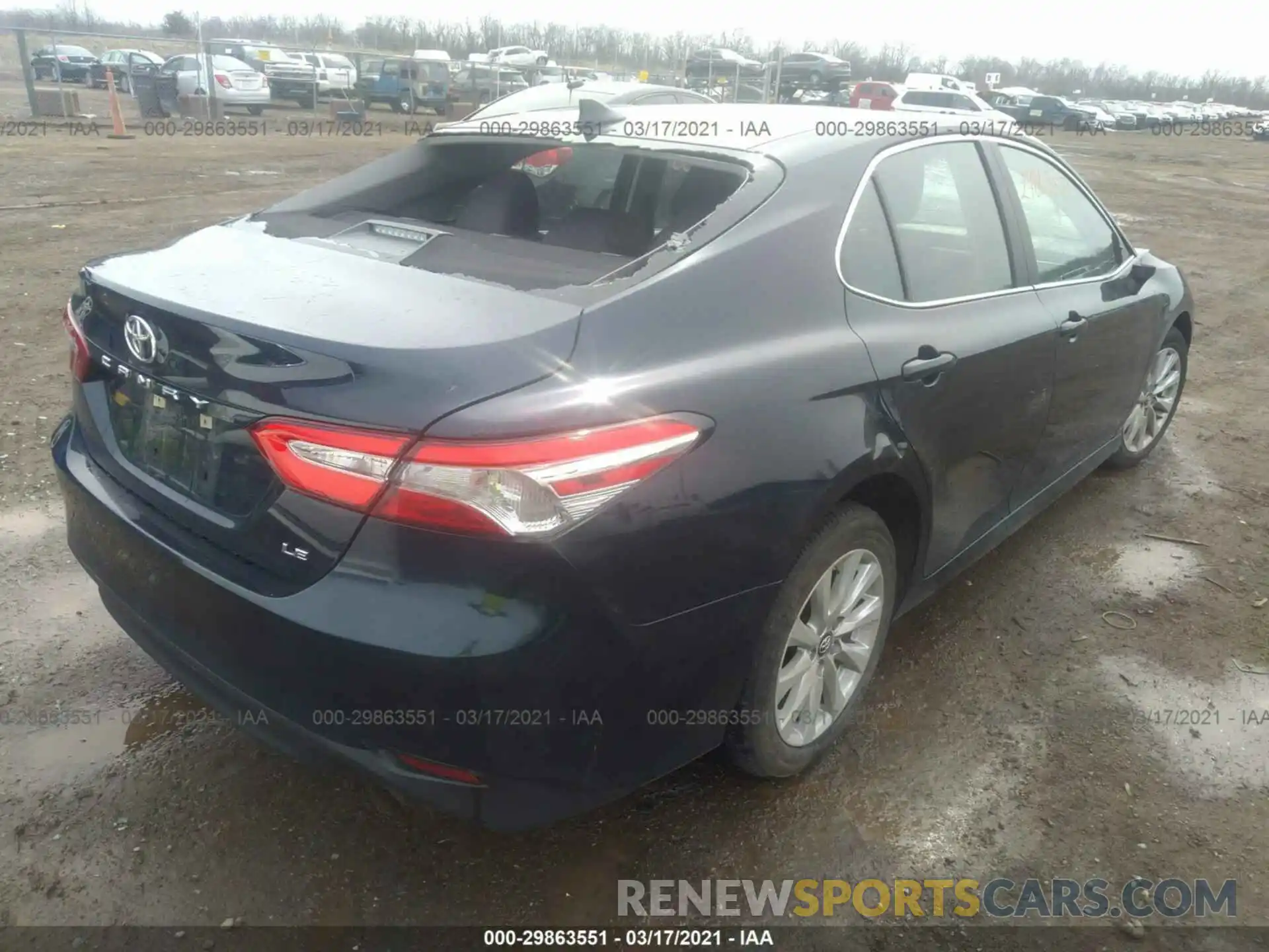 4 Фотография поврежденного автомобиля 4T1B11HK0KU790585 TOYOTA CAMRY 2019