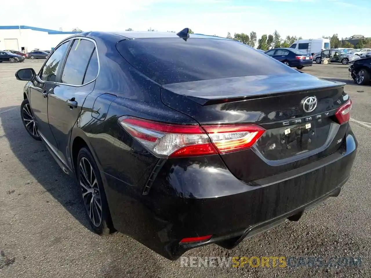 3 Photograph of a damaged car 4T1B11HK0KU790747 TOYOTA CAMRY 2019