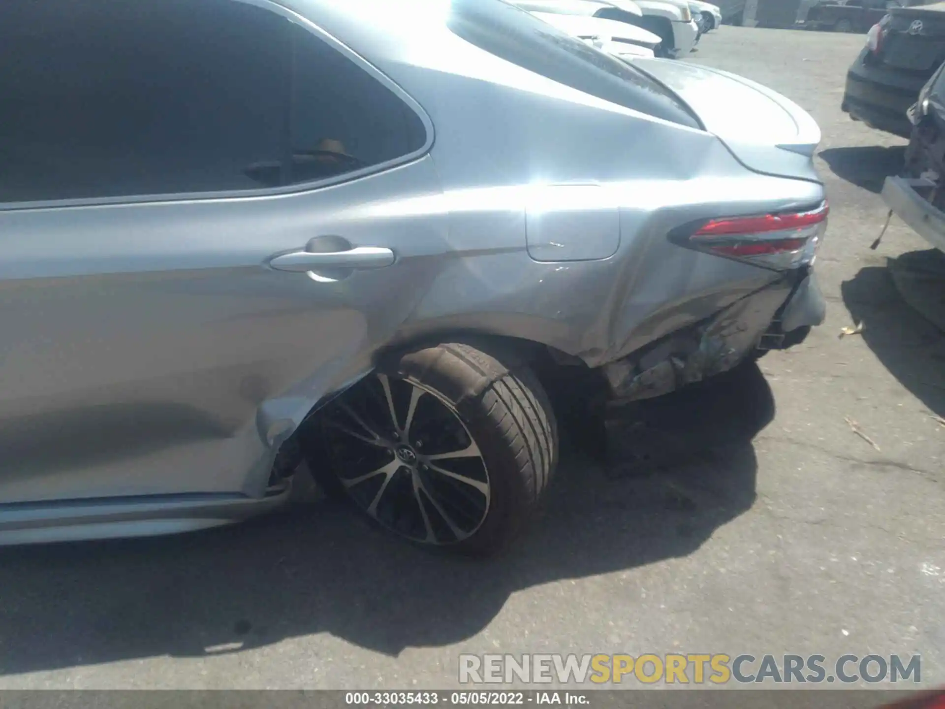 6 Photograph of a damaged car 4T1B11HK0KU792482 TOYOTA CAMRY 2019