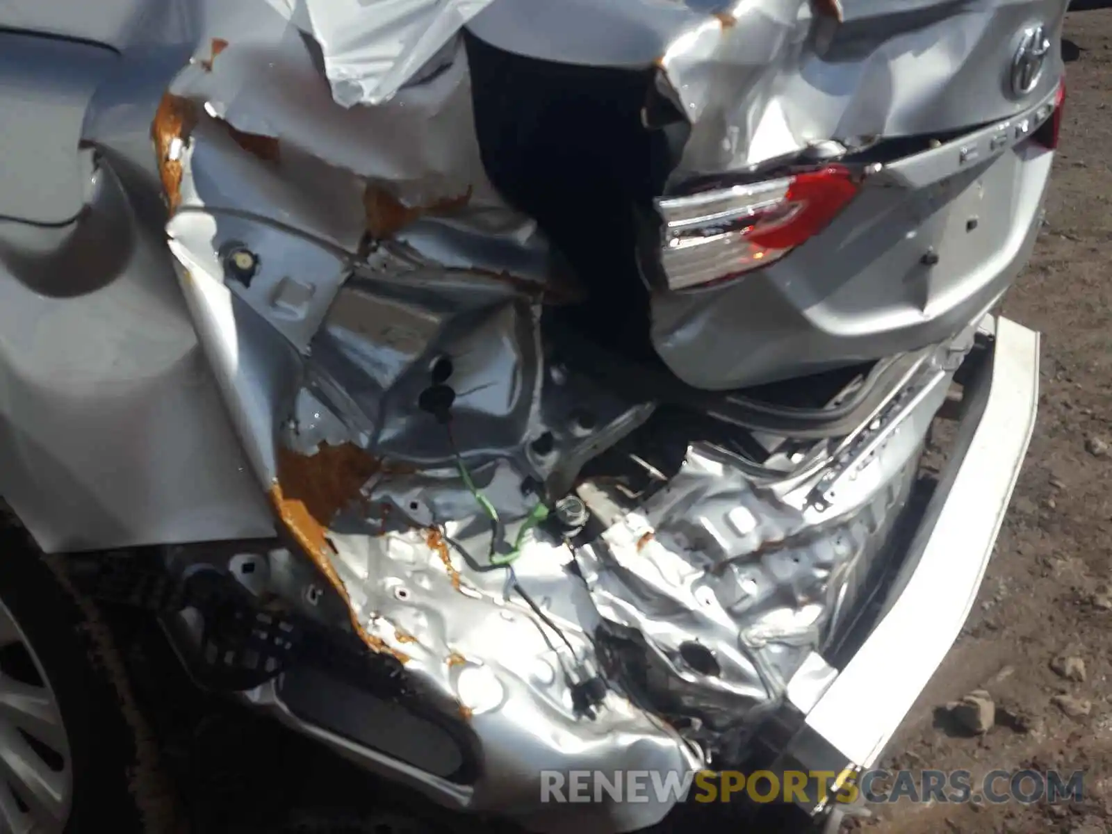 9 Фотография поврежденного автомобиля 4T1B11HK0KU793180 TOYOTA CAMRY 2019