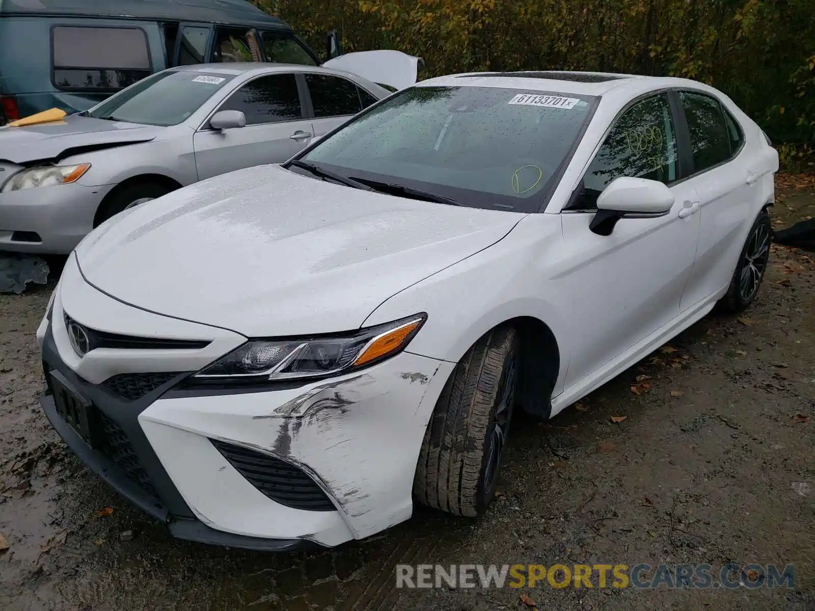 2 Photograph of a damaged car 4T1B11HK0KU793924 TOYOTA CAMRY 2019