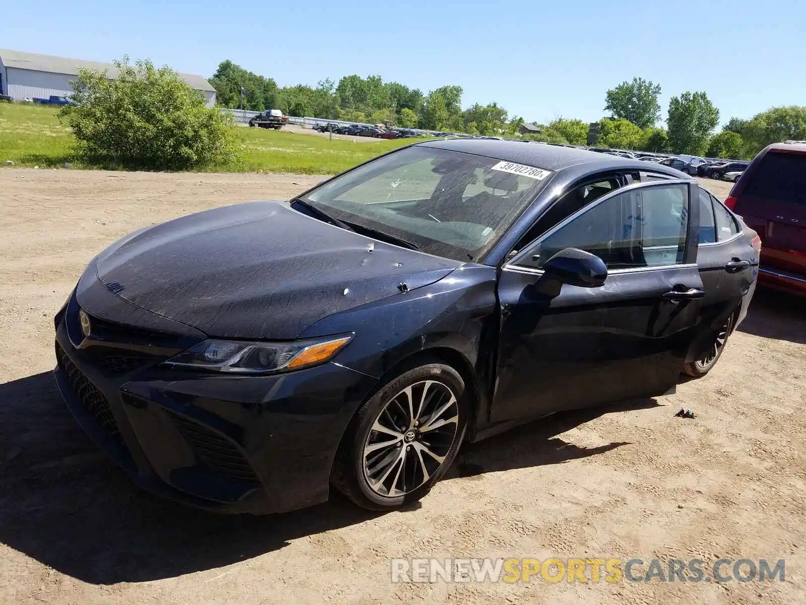 2 Photograph of a damaged car 4T1B11HK0KU795074 TOYOTA CAMRY 2019