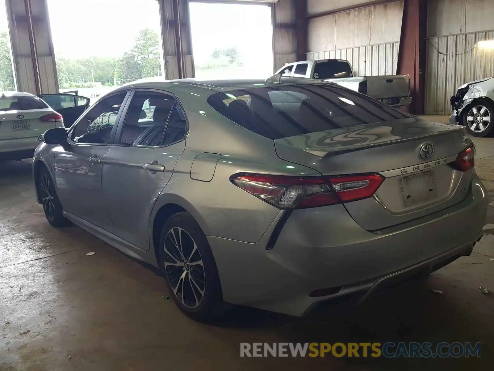 3 Photograph of a damaged car 4T1B11HK0KU796676 TOYOTA CAMRY 2019