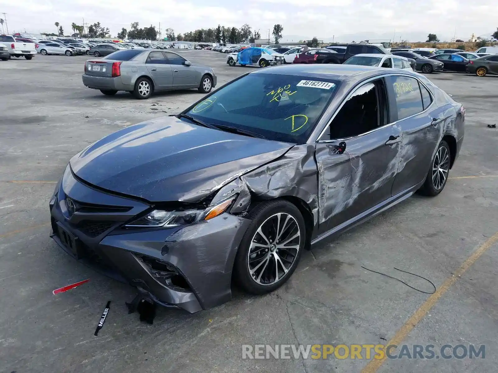 9 Photograph of a damaged car 4T1B11HK0KU798072 TOYOTA CAMRY 2019