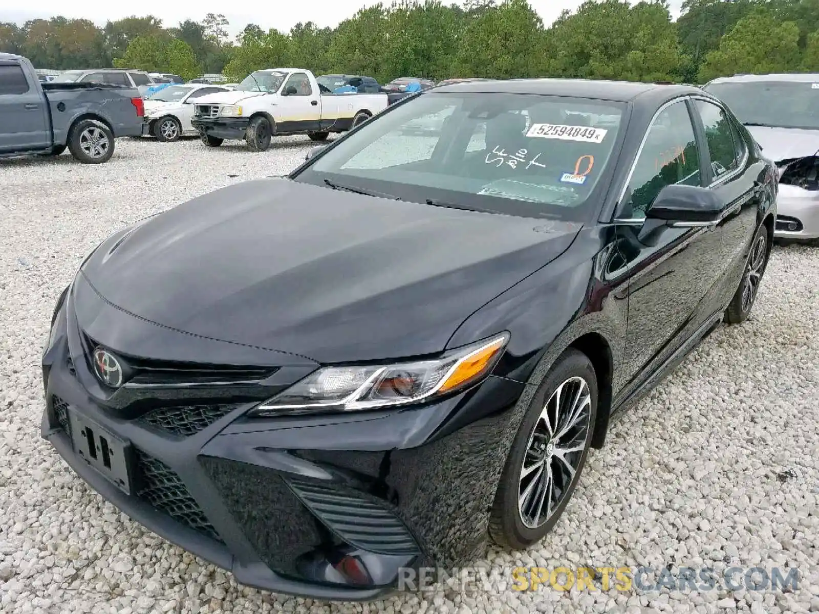 2 Photograph of a damaged car 4T1B11HK0KU801097 TOYOTA CAMRY 2019