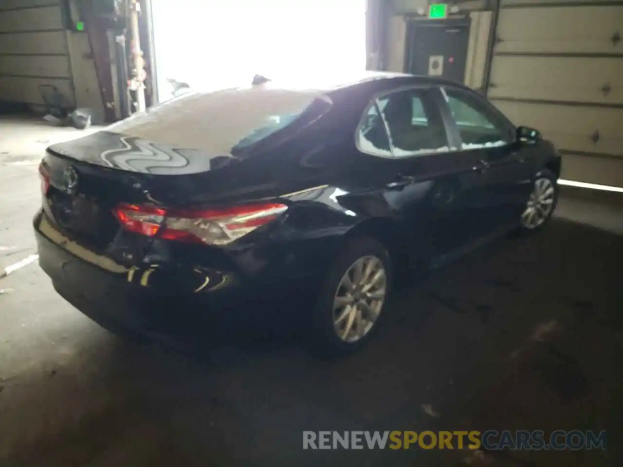 4 Photograph of a damaged car 4T1B11HK0KU801438 TOYOTA CAMRY 2019