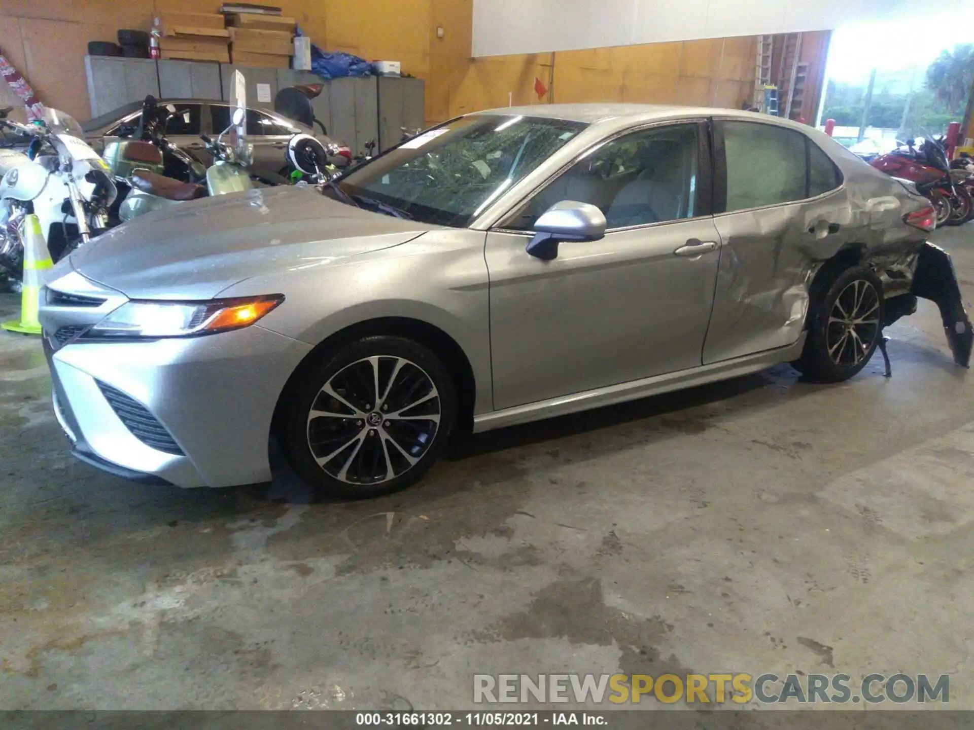 2 Photograph of a damaged car 4T1B11HK0KU803125 TOYOTA CAMRY 2019