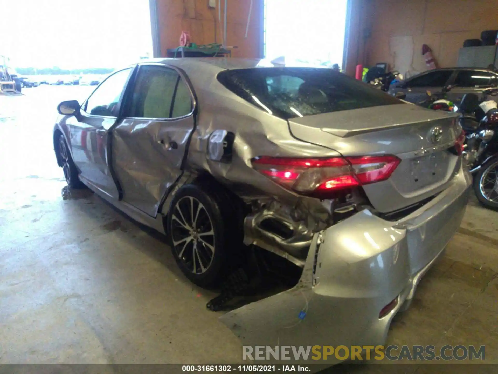 6 Photograph of a damaged car 4T1B11HK0KU803125 TOYOTA CAMRY 2019