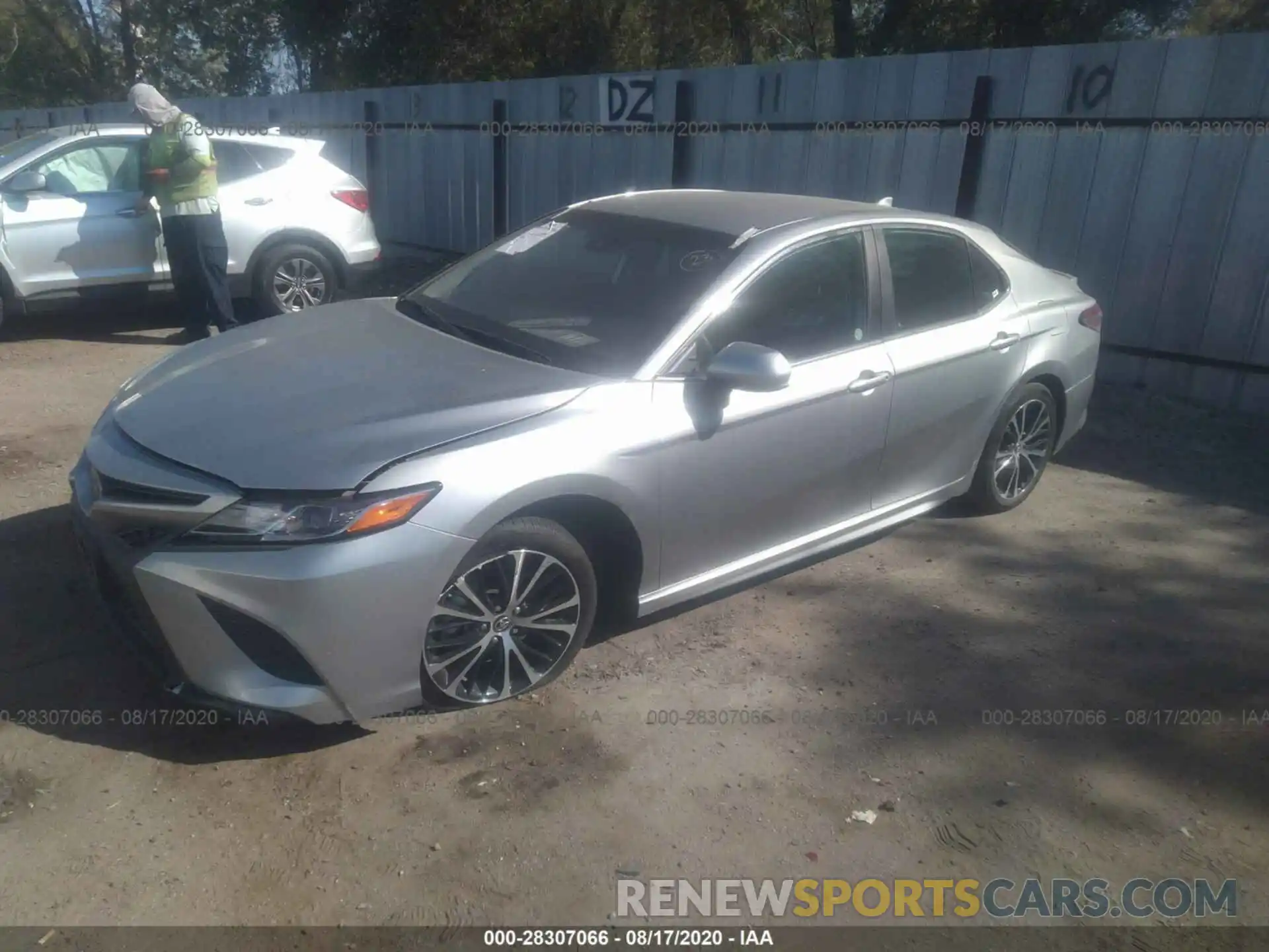 2 Photograph of a damaged car 4T1B11HK0KU803979 TOYOTA CAMRY 2019