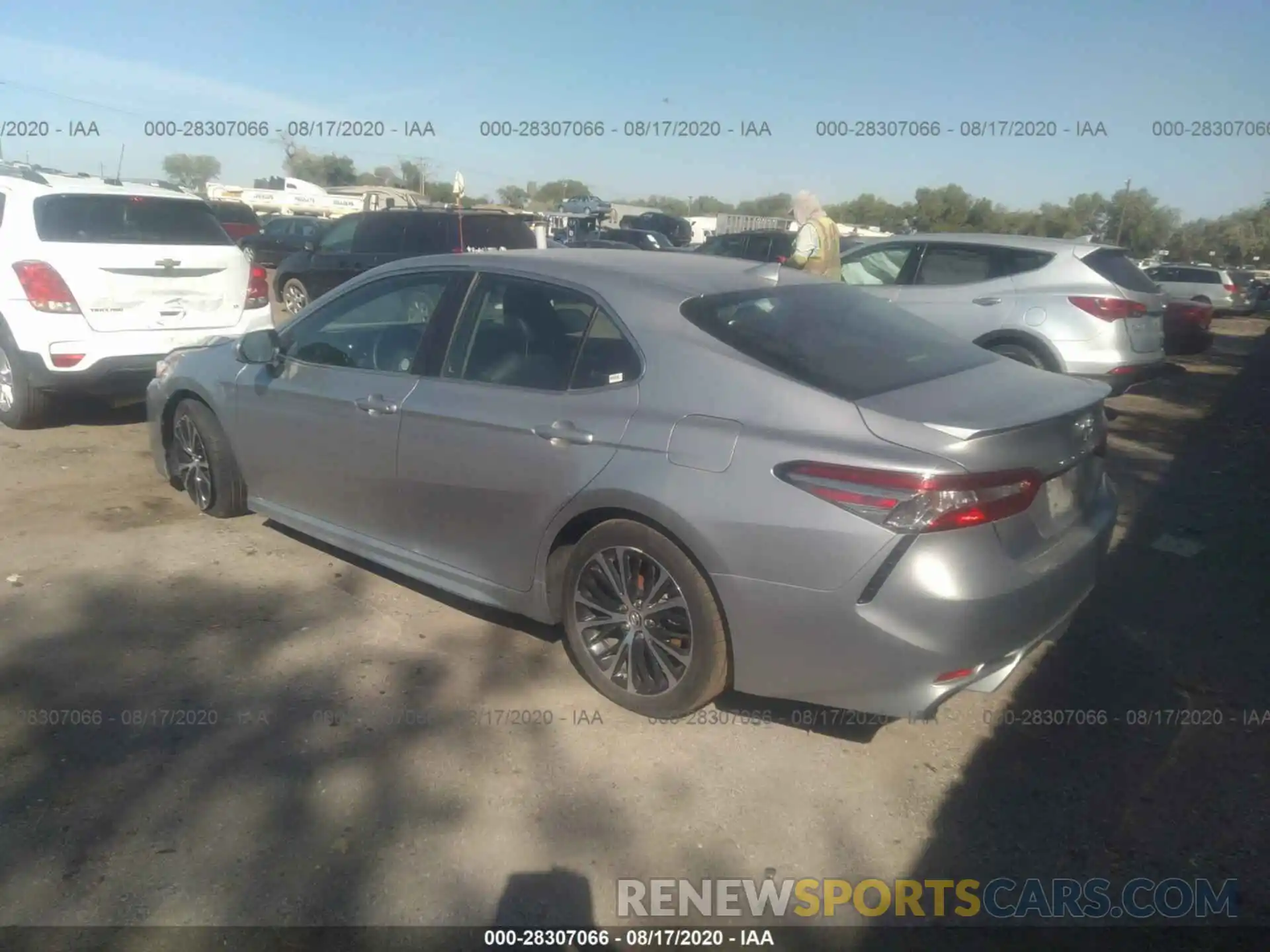 3 Photograph of a damaged car 4T1B11HK0KU803979 TOYOTA CAMRY 2019