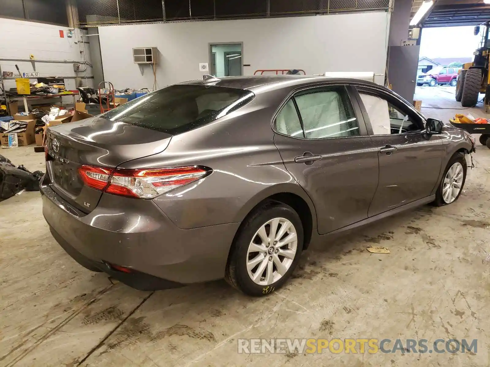 4 Photograph of a damaged car 4T1B11HK0KU804968 TOYOTA CAMRY 2019