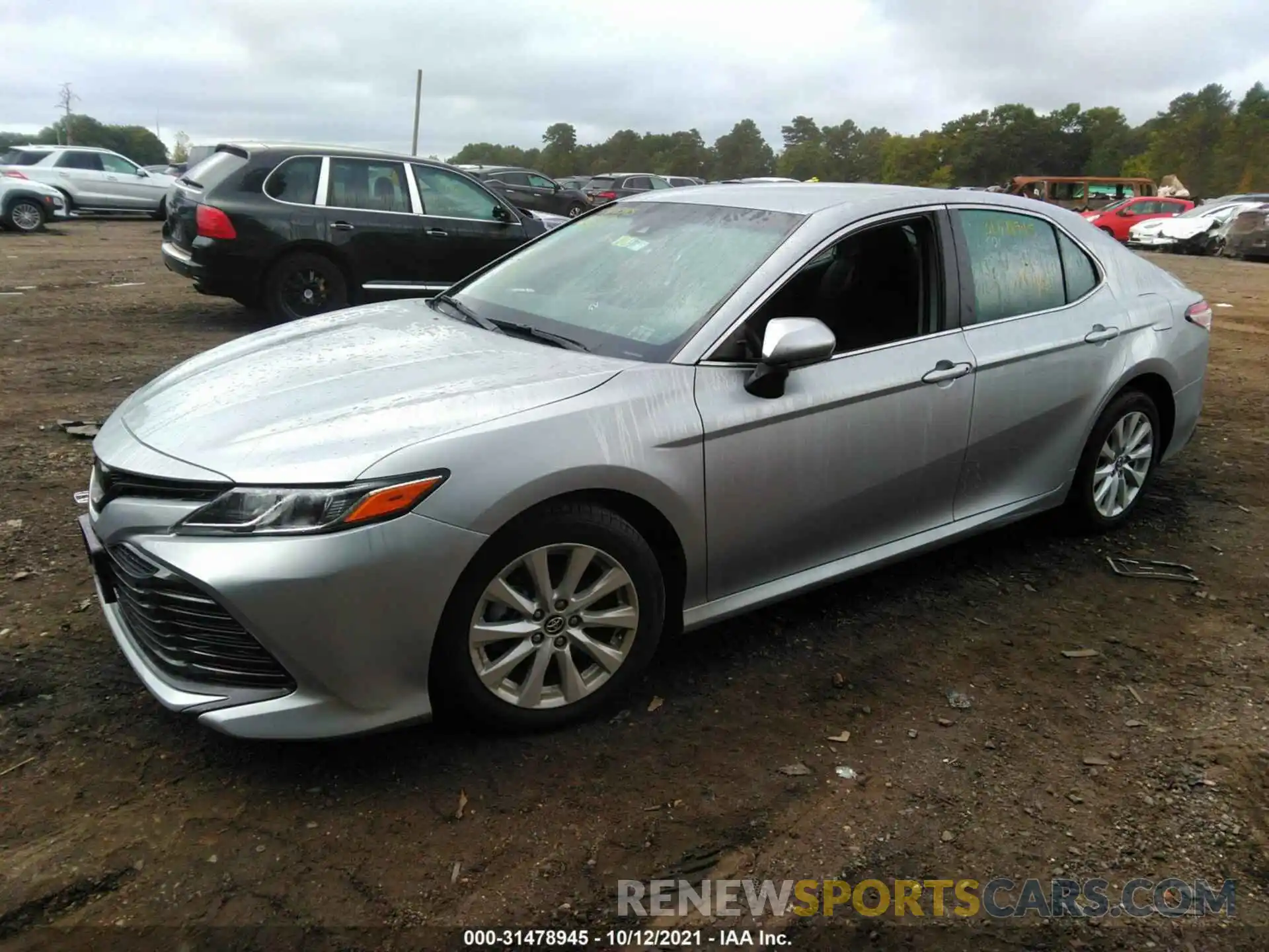 2 Photograph of a damaged car 4T1B11HK0KU805909 TOYOTA CAMRY 2019