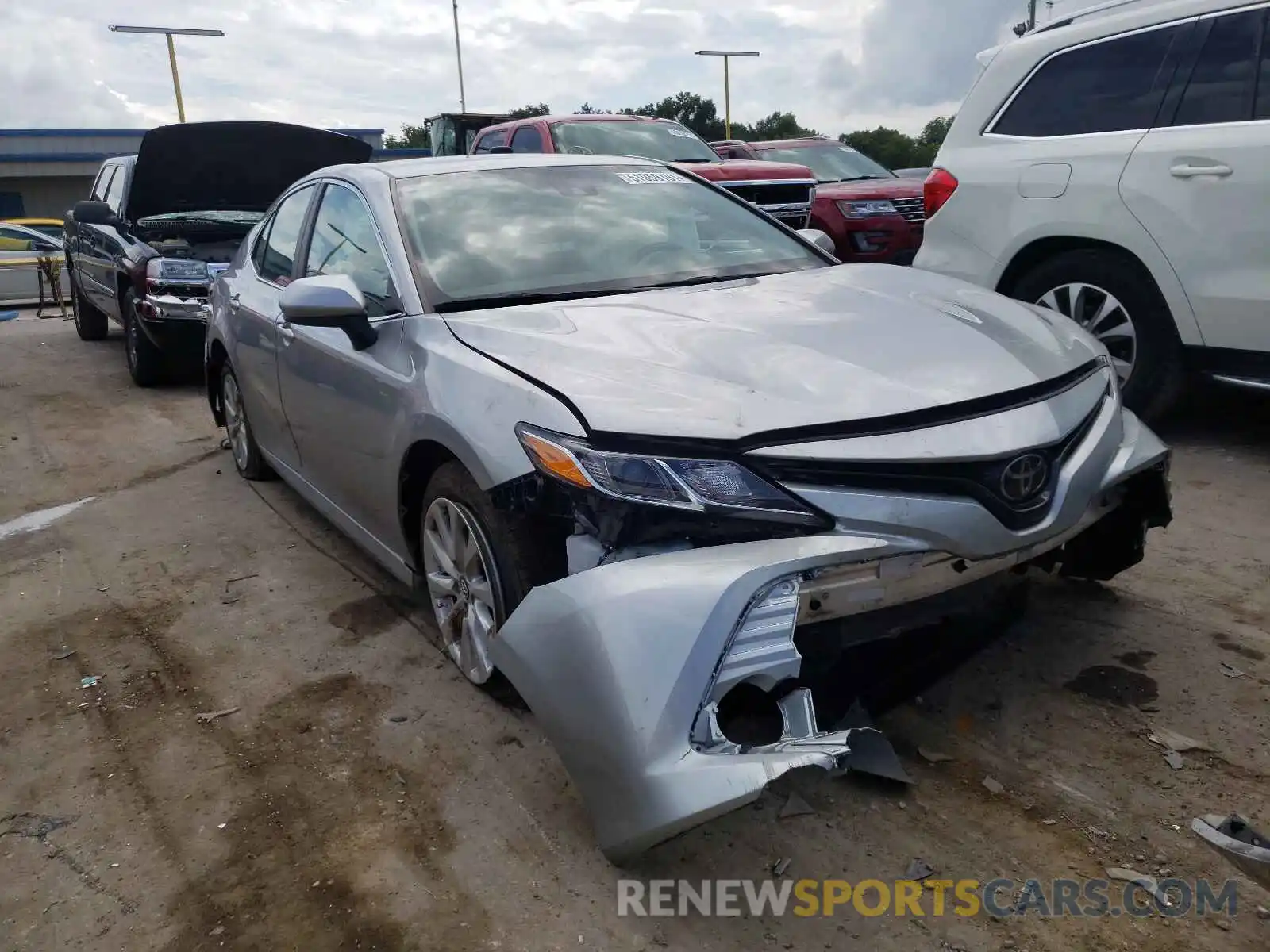 1 Photograph of a damaged car 4T1B11HK0KU806509 TOYOTA CAMRY 2019