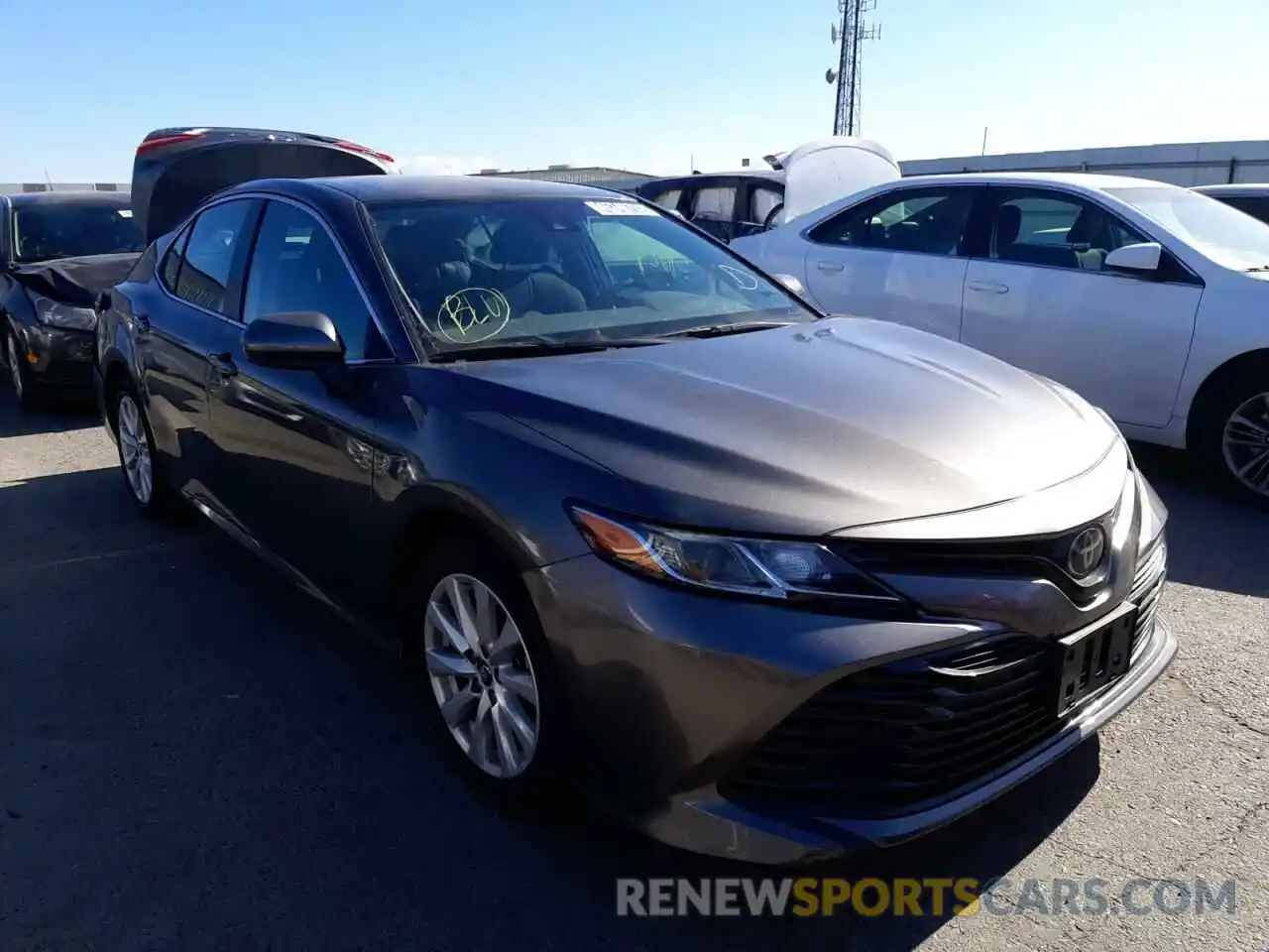 1 Photograph of a damaged car 4T1B11HK0KU807711 TOYOTA CAMRY 2019