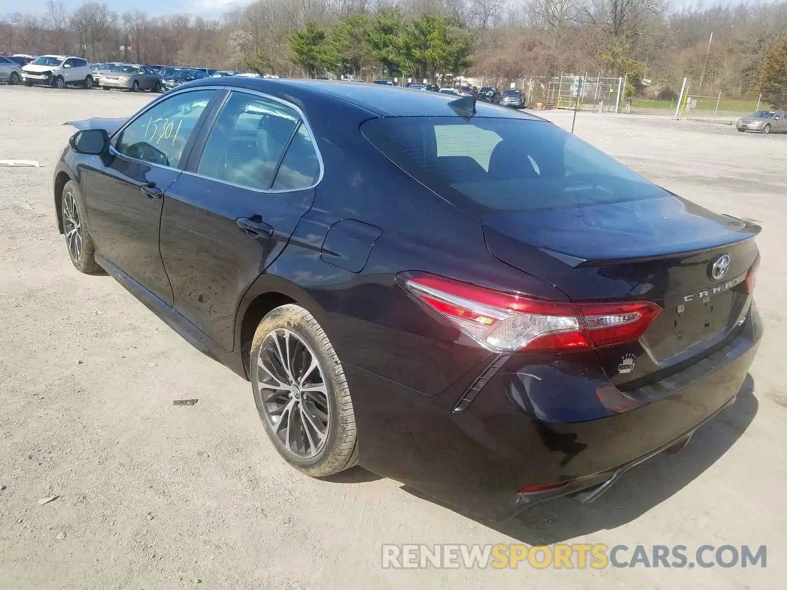 3 Photograph of a damaged car 4T1B11HK0KU808888 TOYOTA CAMRY 2019