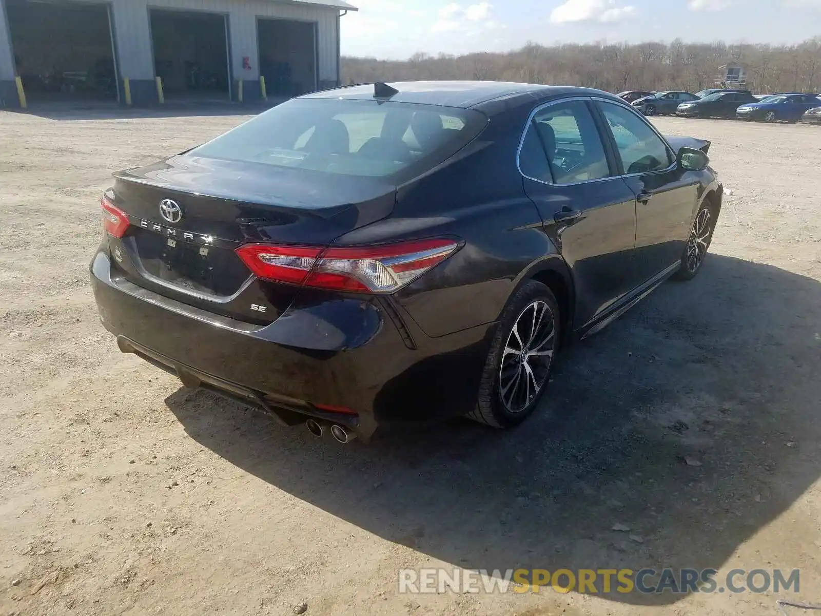 4 Photograph of a damaged car 4T1B11HK0KU808888 TOYOTA CAMRY 2019