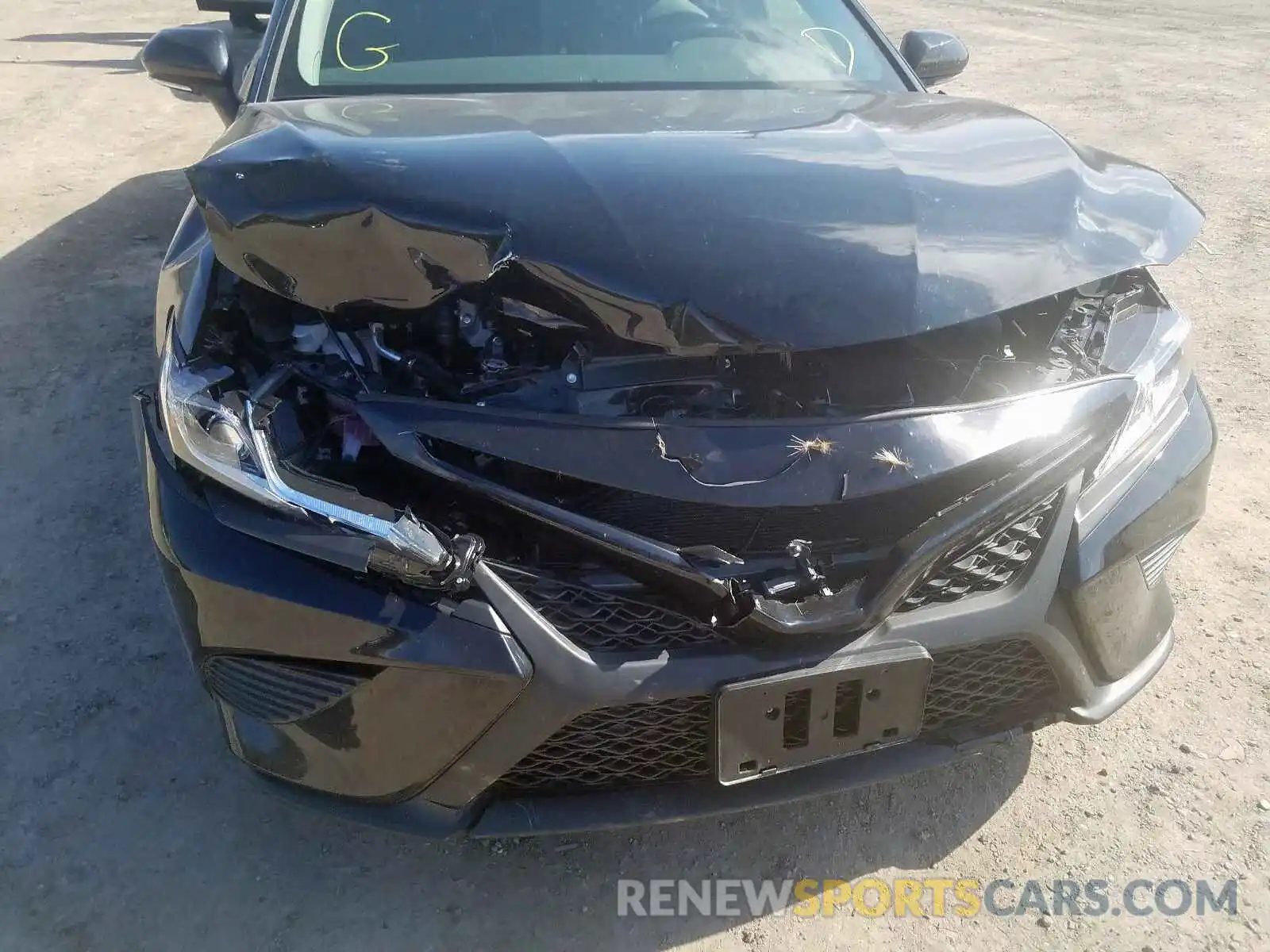 9 Photograph of a damaged car 4T1B11HK0KU808888 TOYOTA CAMRY 2019