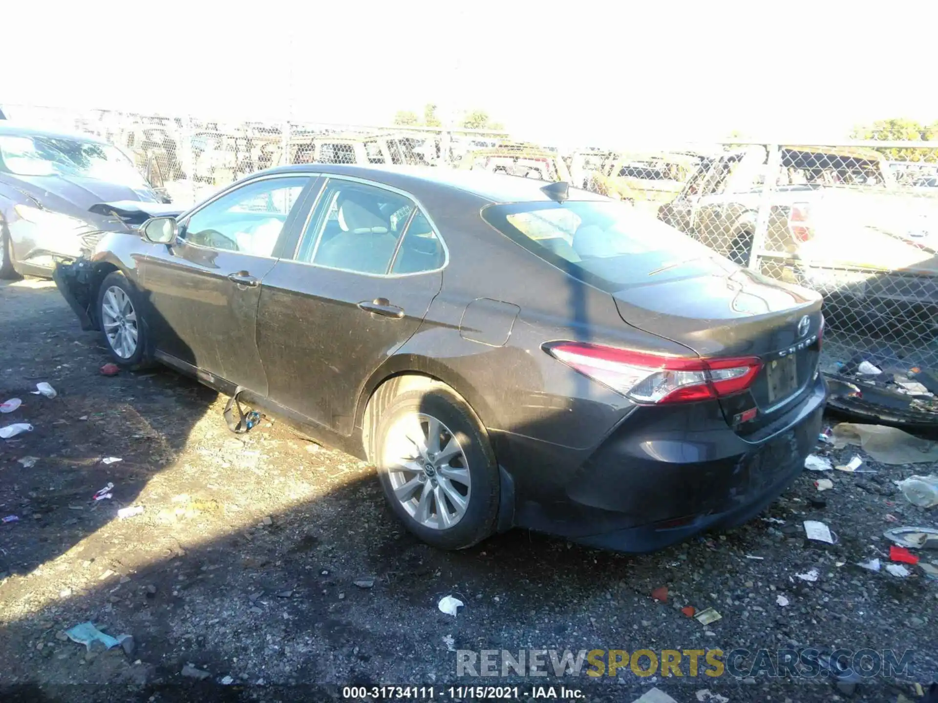 3 Photograph of a damaged car 4T1B11HK0KU809376 TOYOTA CAMRY 2019