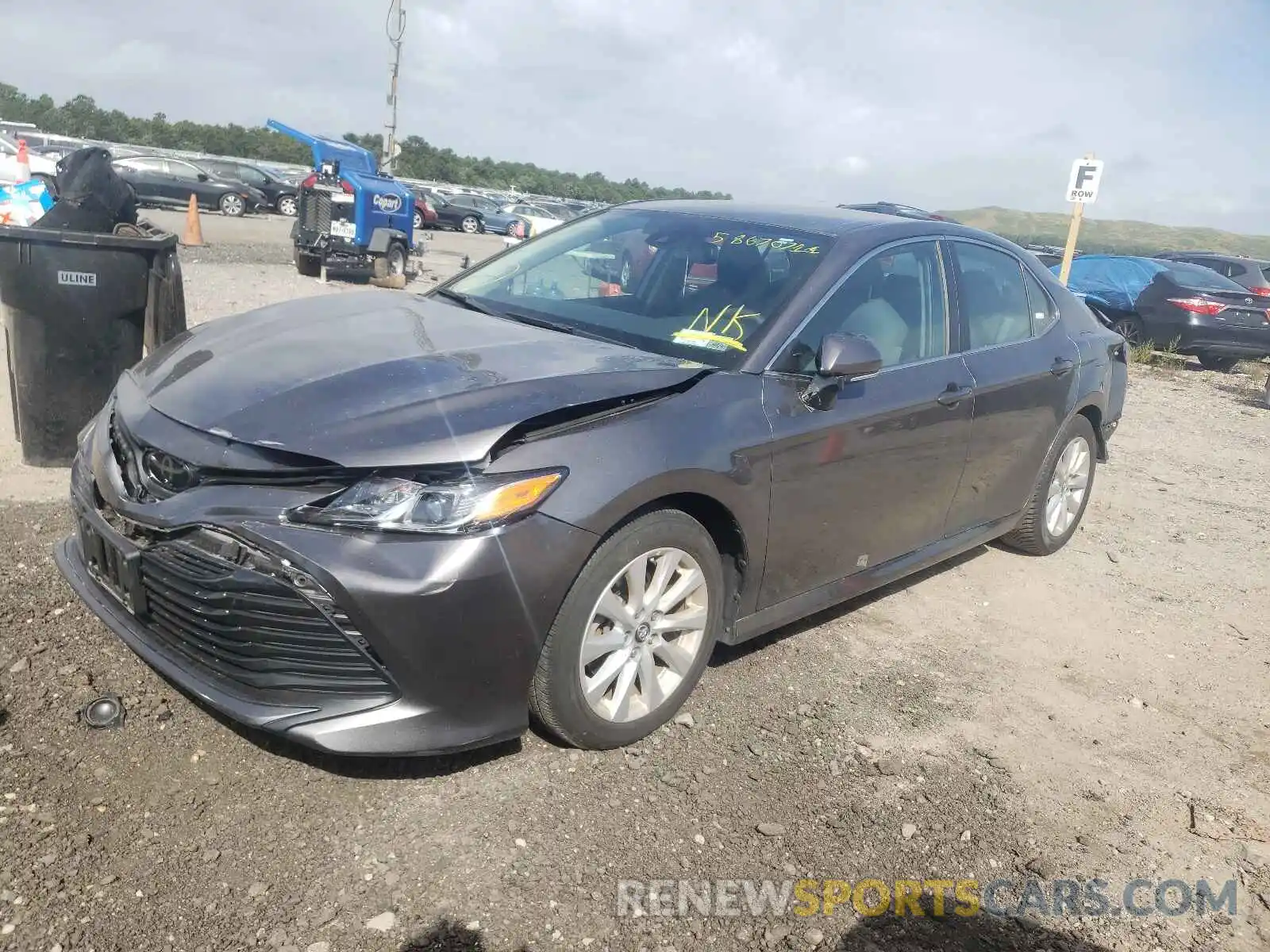 2 Photograph of a damaged car 4T1B11HK0KU811077 TOYOTA CAMRY 2019