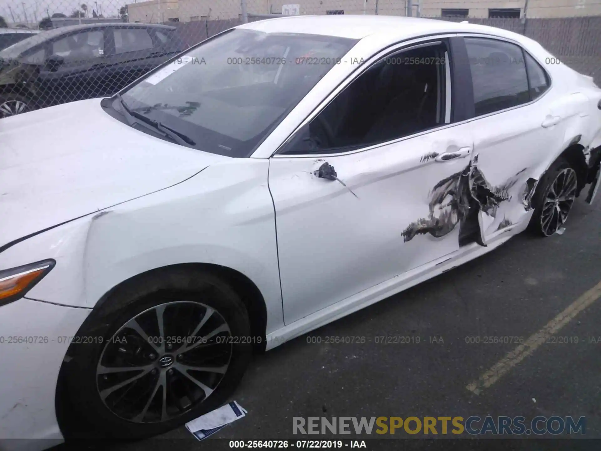 6 Photograph of a damaged car 4T1B11HK0KU812536 TOYOTA CAMRY 2019