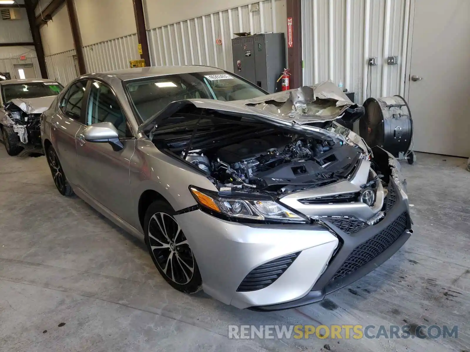 1 Photograph of a damaged car 4T1B11HK0KU813556 TOYOTA CAMRY 2019