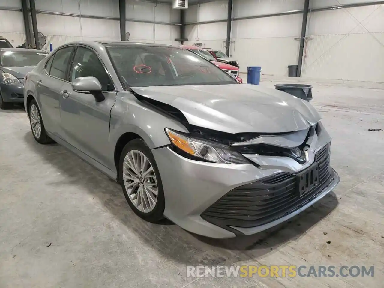 1 Photograph of a damaged car 4T1B11HK0KU814223 TOYOTA CAMRY 2019