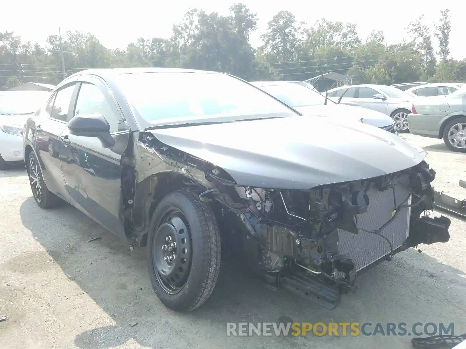 1 Photograph of a damaged car 4T1B11HK0KU814576 TOYOTA CAMRY 2019