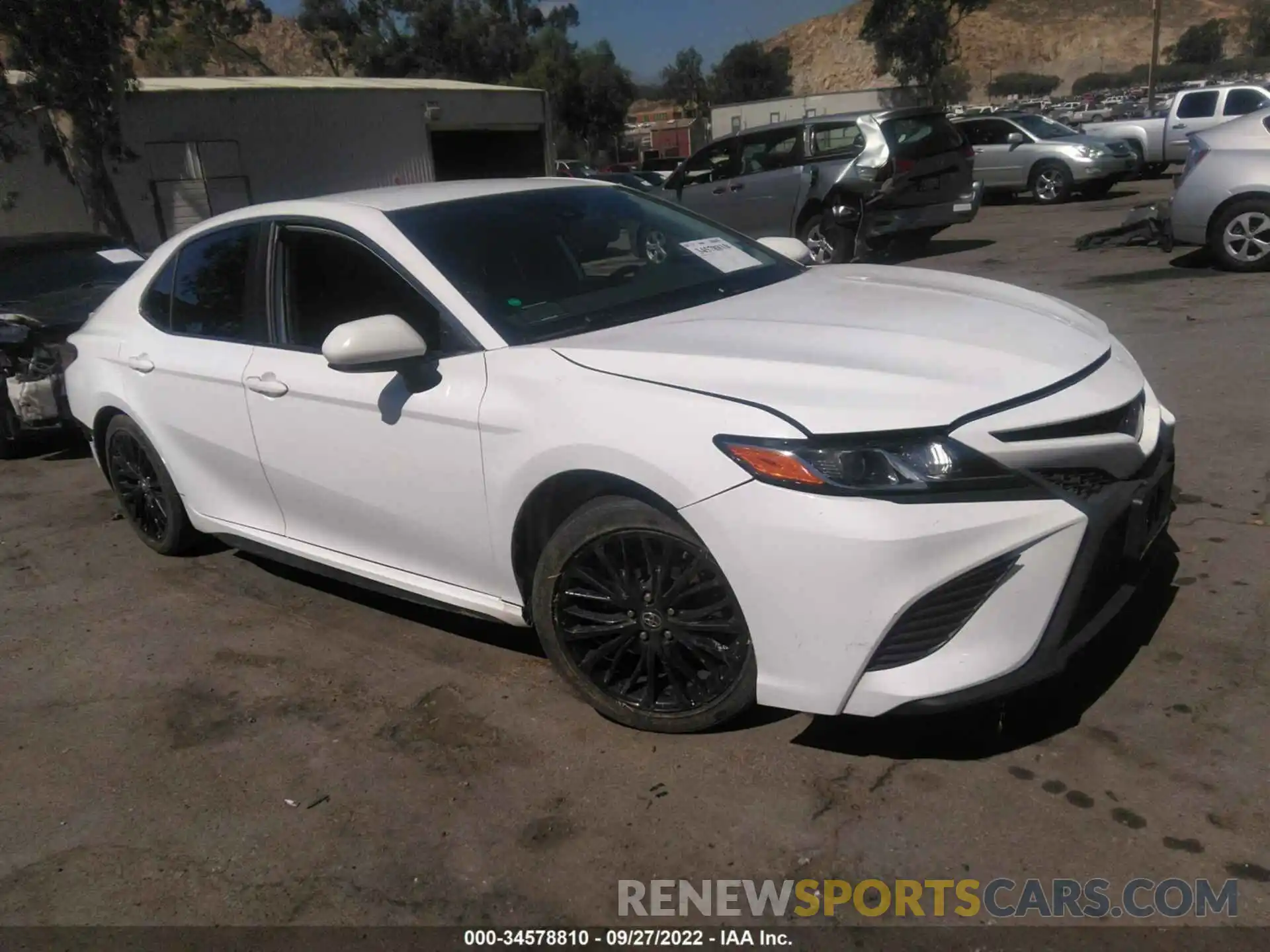 1 Photograph of a damaged car 4T1B11HK0KU815811 TOYOTA CAMRY 2019