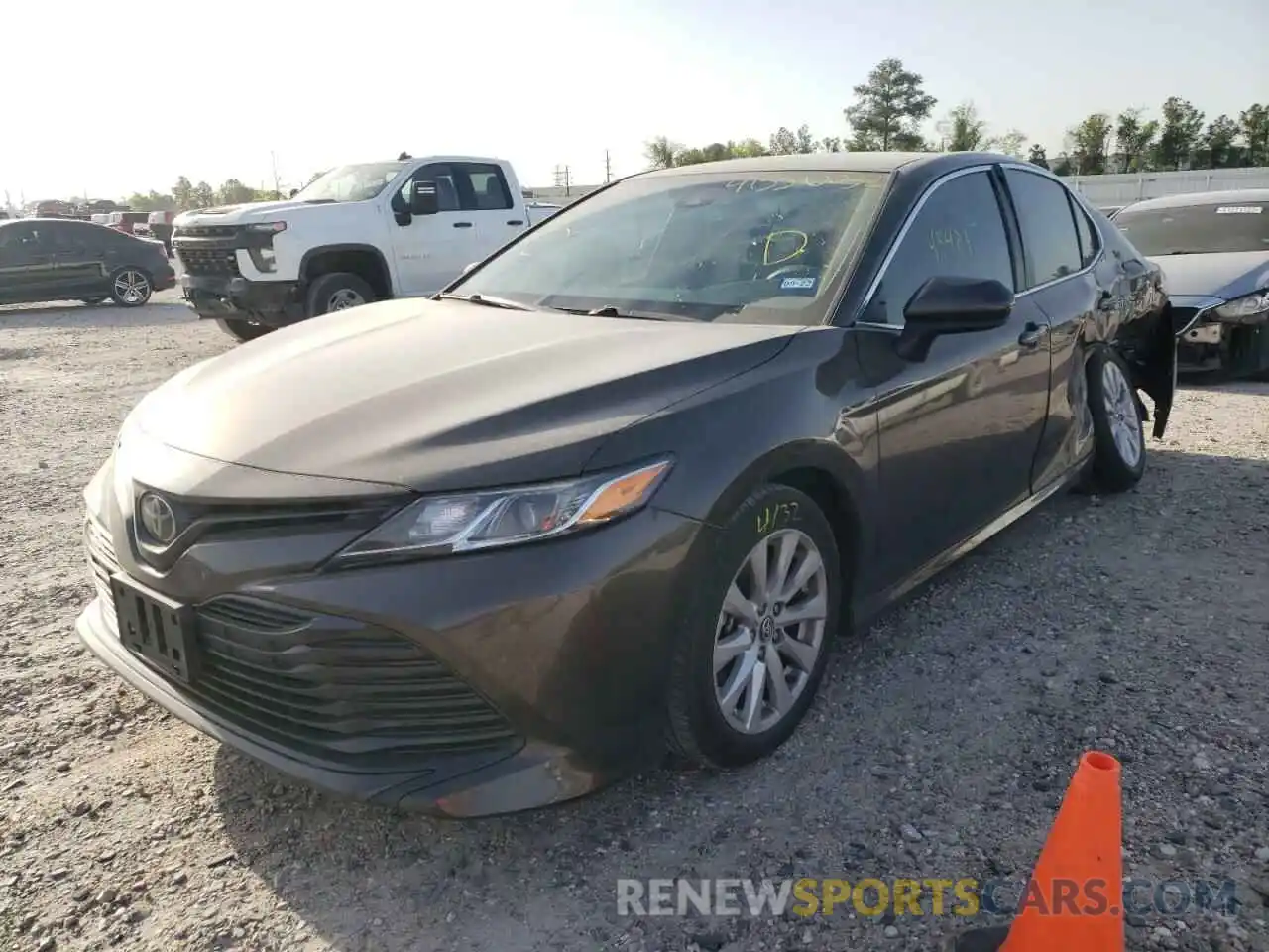 2 Photograph of a damaged car 4T1B11HK0KU816747 TOYOTA CAMRY 2019