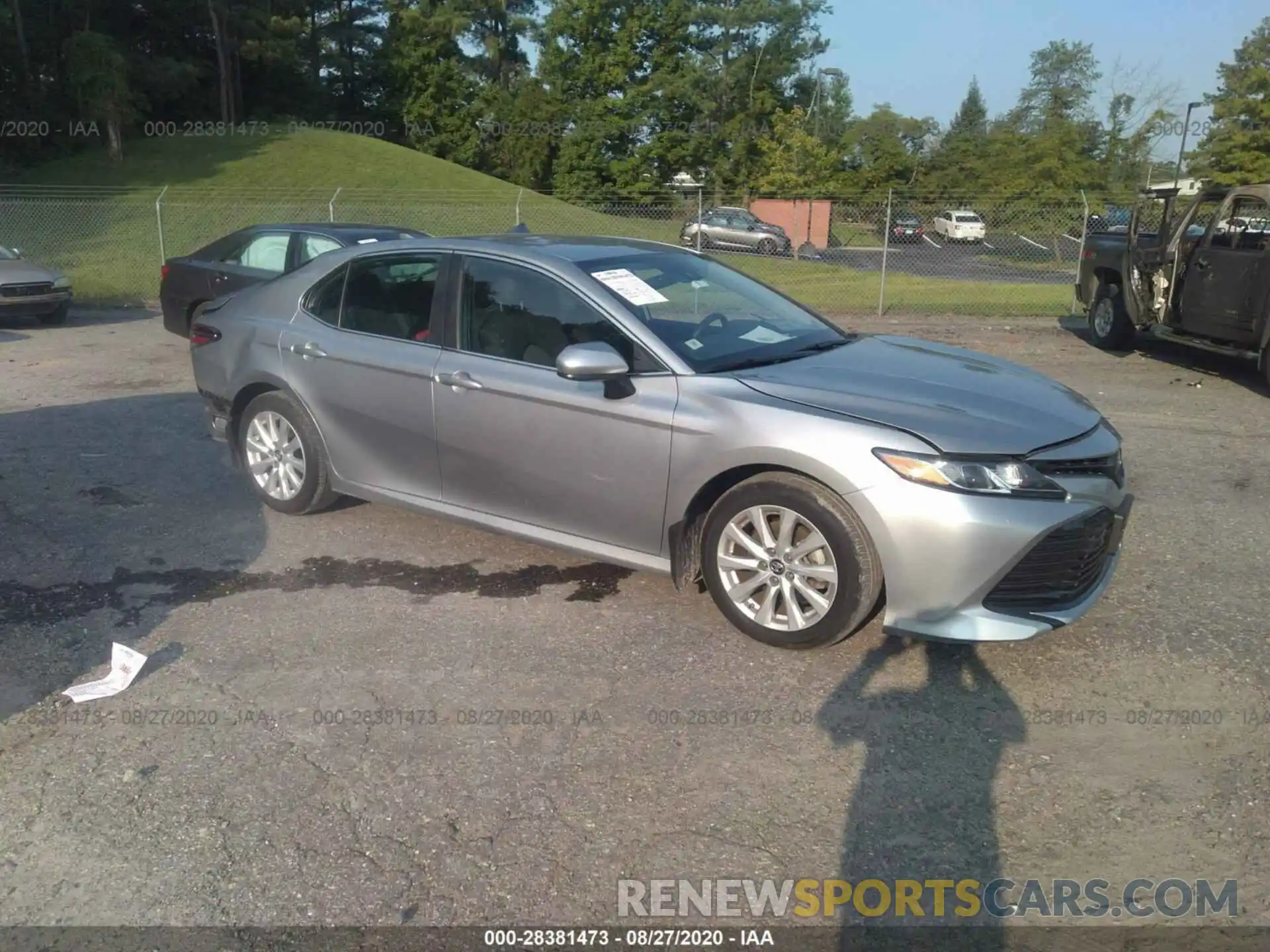 1 Photograph of a damaged car 4T1B11HK0KU817431 TOYOTA CAMRY 2019